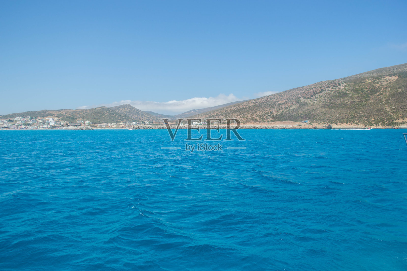 在海里照片摄影图片