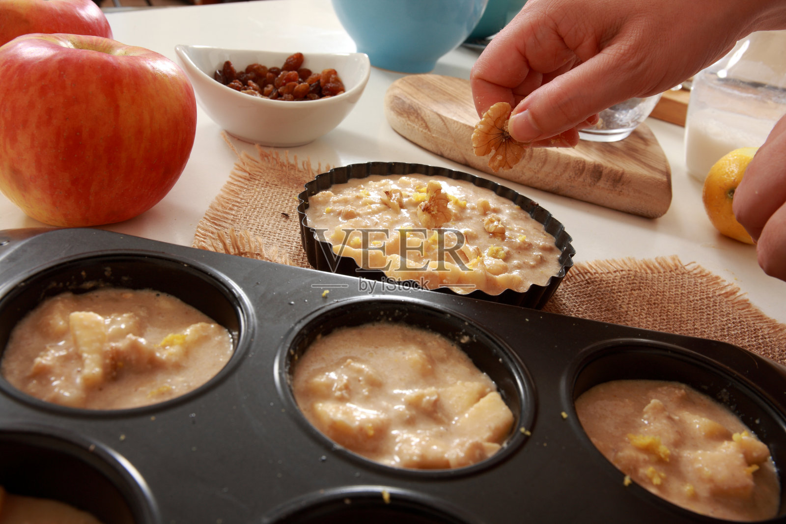 香蕉苹果蛋糕照片摄影图片