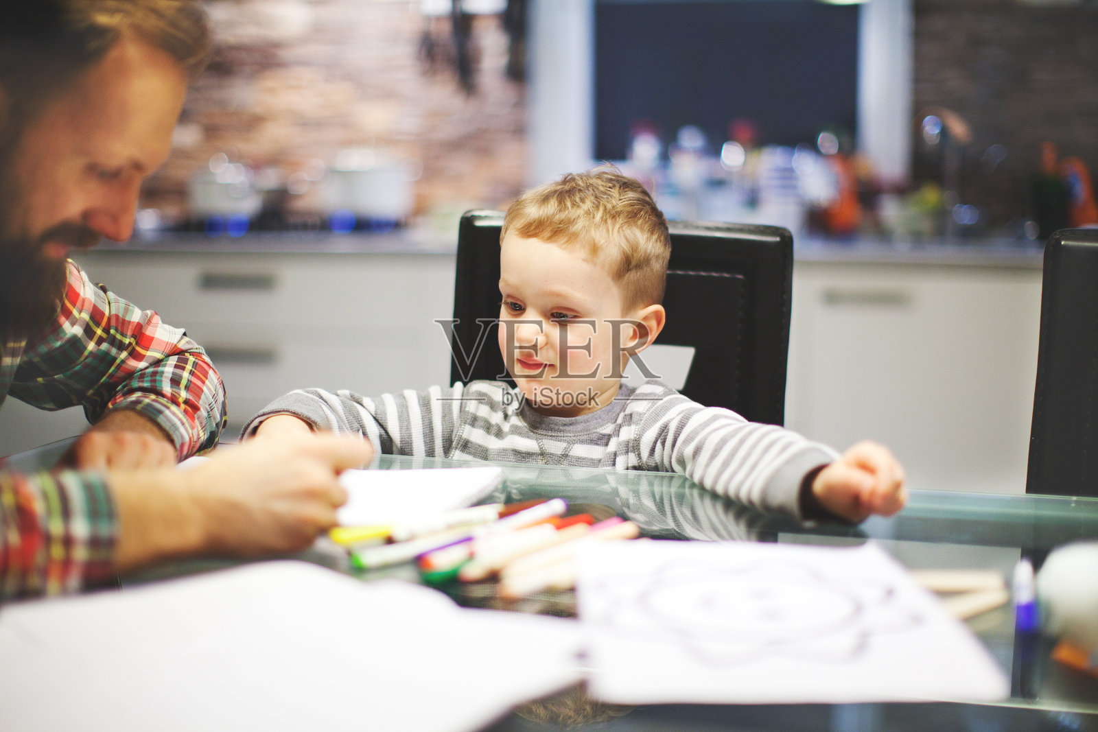 在家学习照片摄影图片