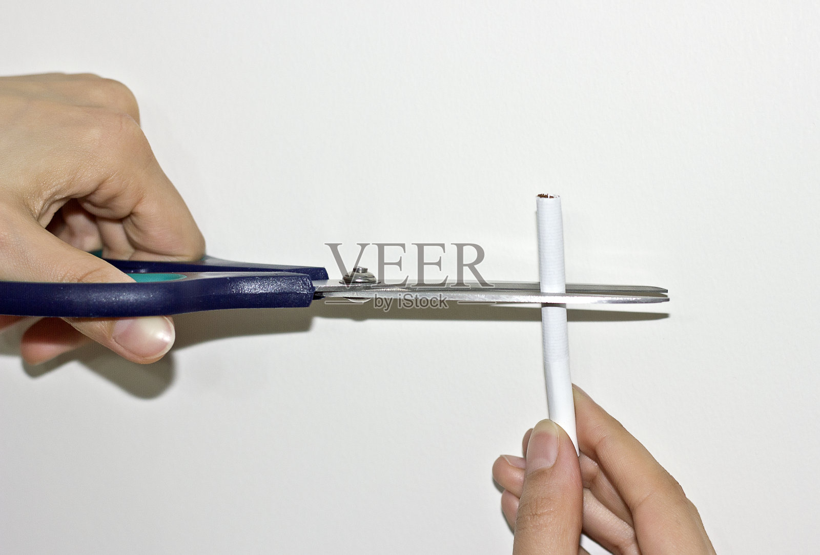 吸烟照片摄影图片