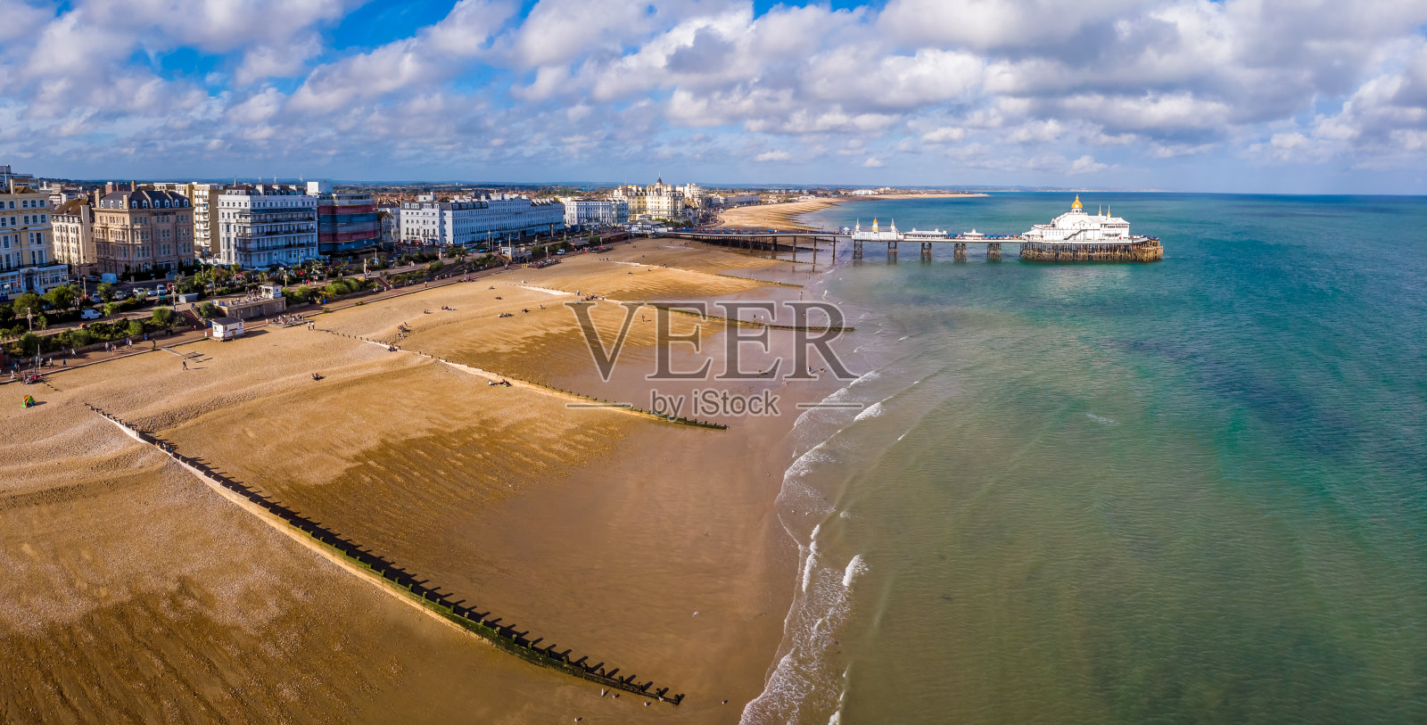 伊斯特本的鸟瞰图在夏天,英国照片摄影图片