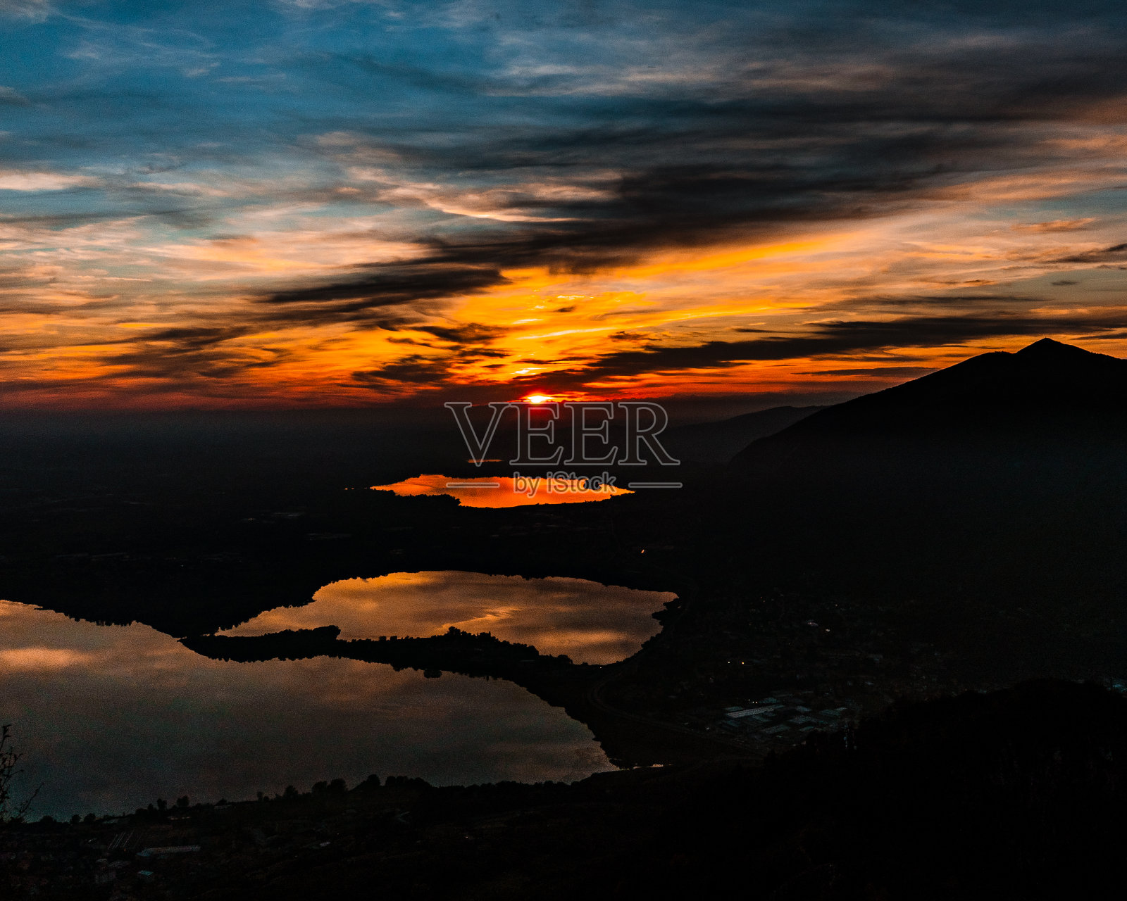 从蒙特巴罗看日落照片摄影图片