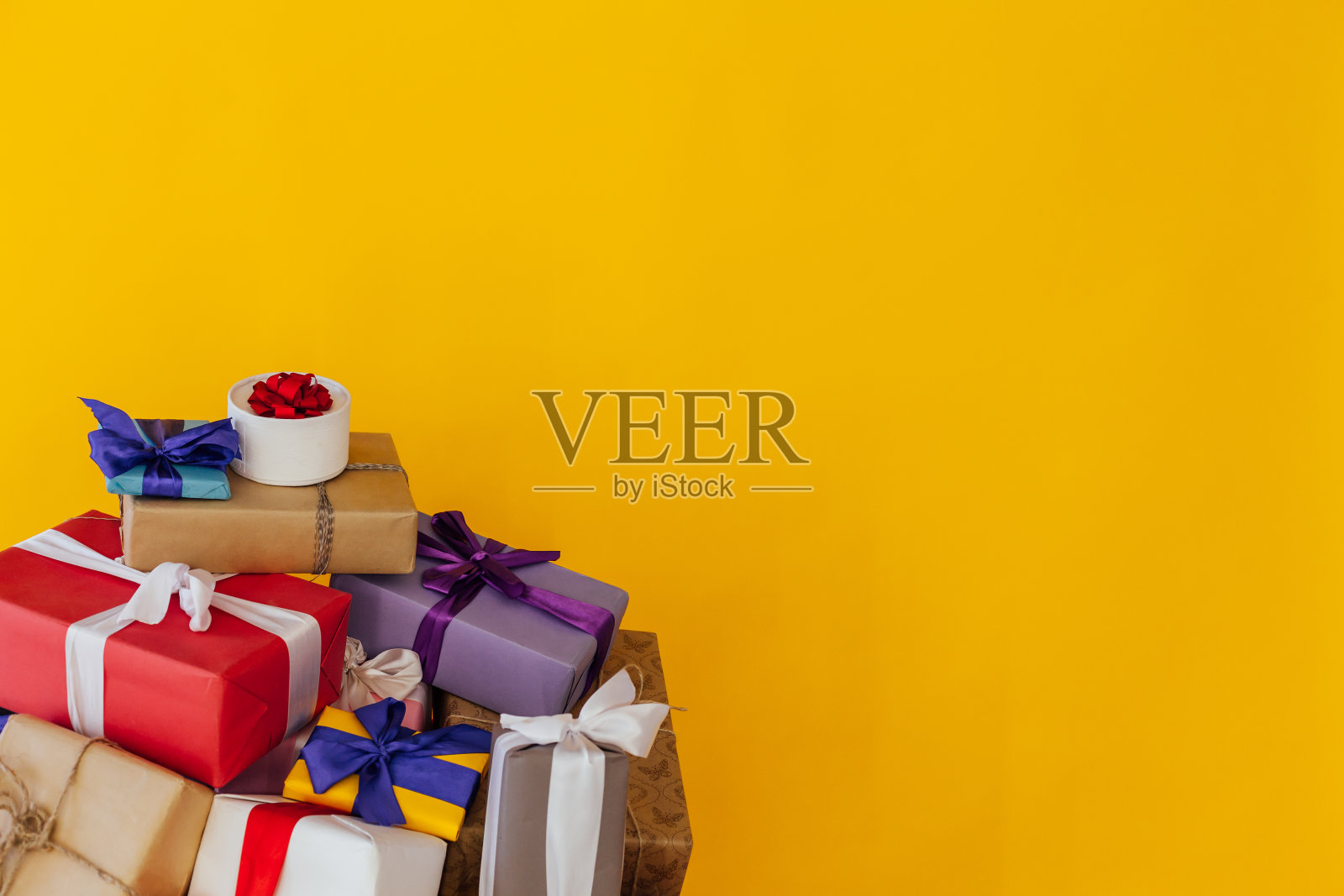 节日背景圣诞生日礼物新年照片摄影图片