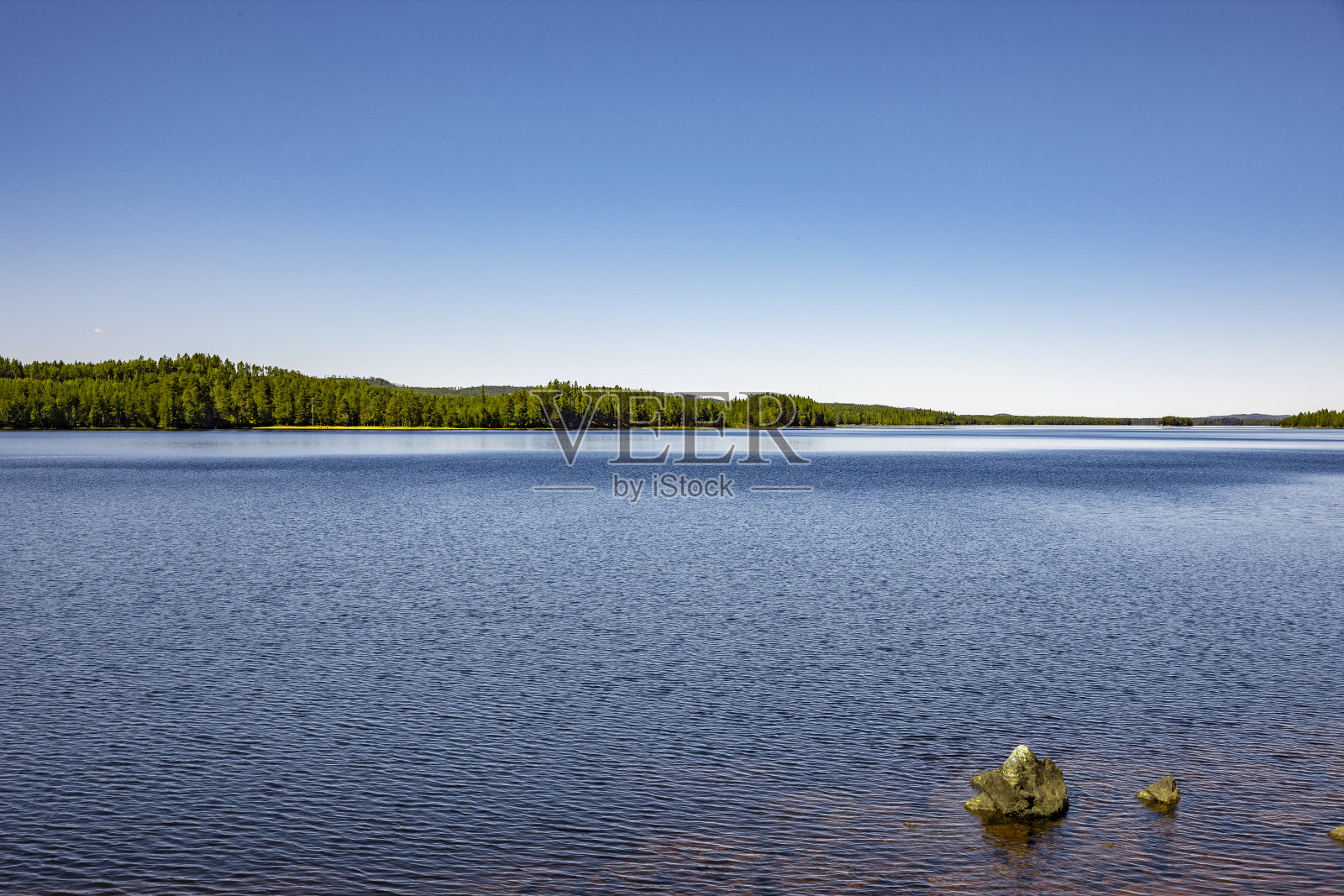 位于瑞典达拉纳的Grövelsjön湖,斯堪的纳维亚半岛照片摄影图片