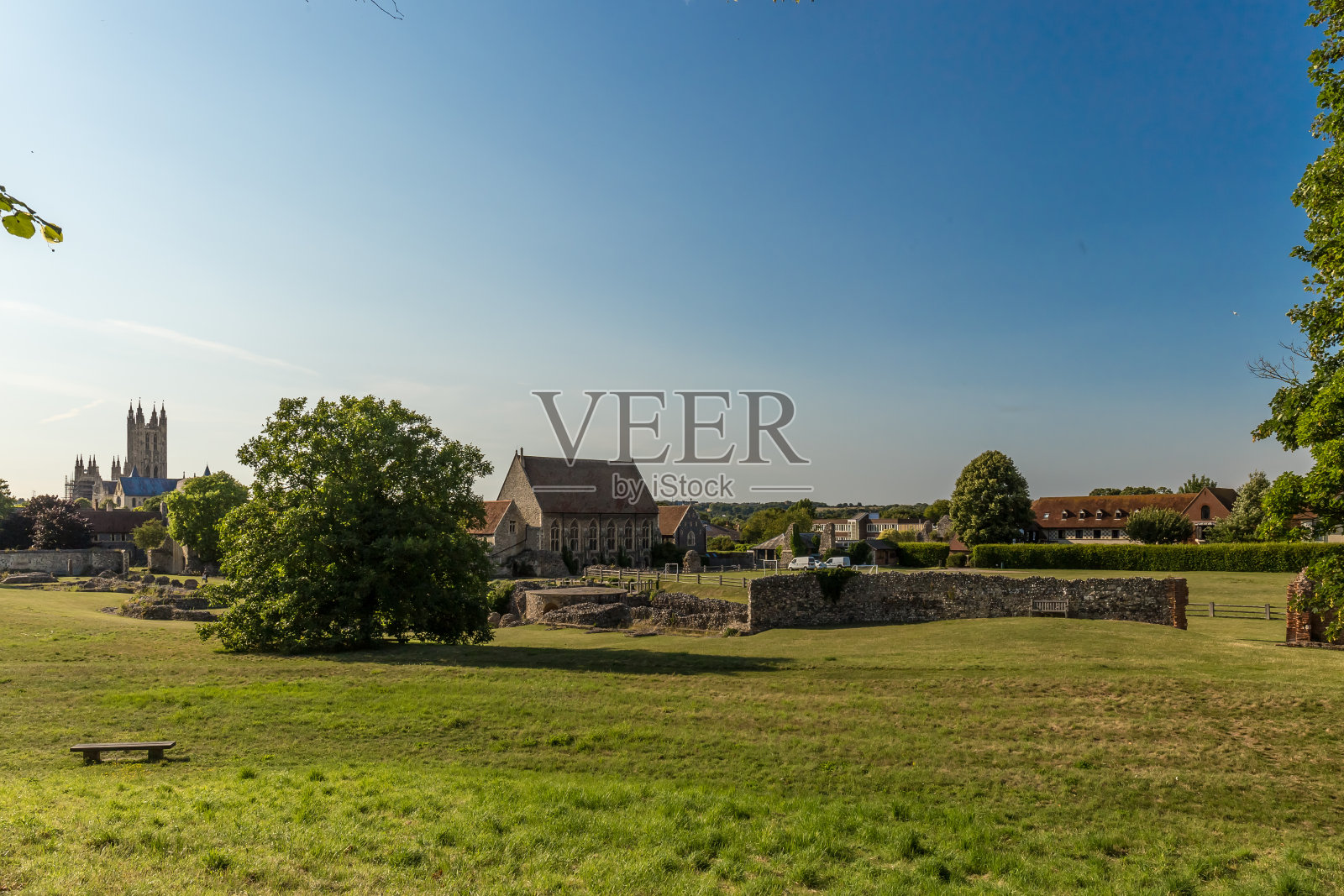 英国肯特郡夏天的坎特伯雷景色照片摄影图片