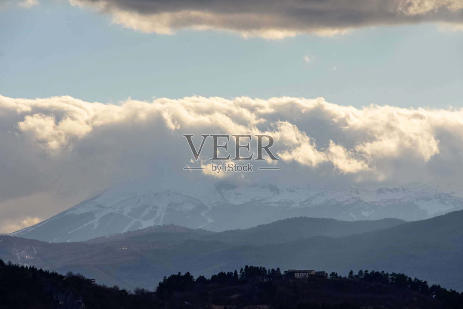 Bjelasnica山的景色照片摄影图片