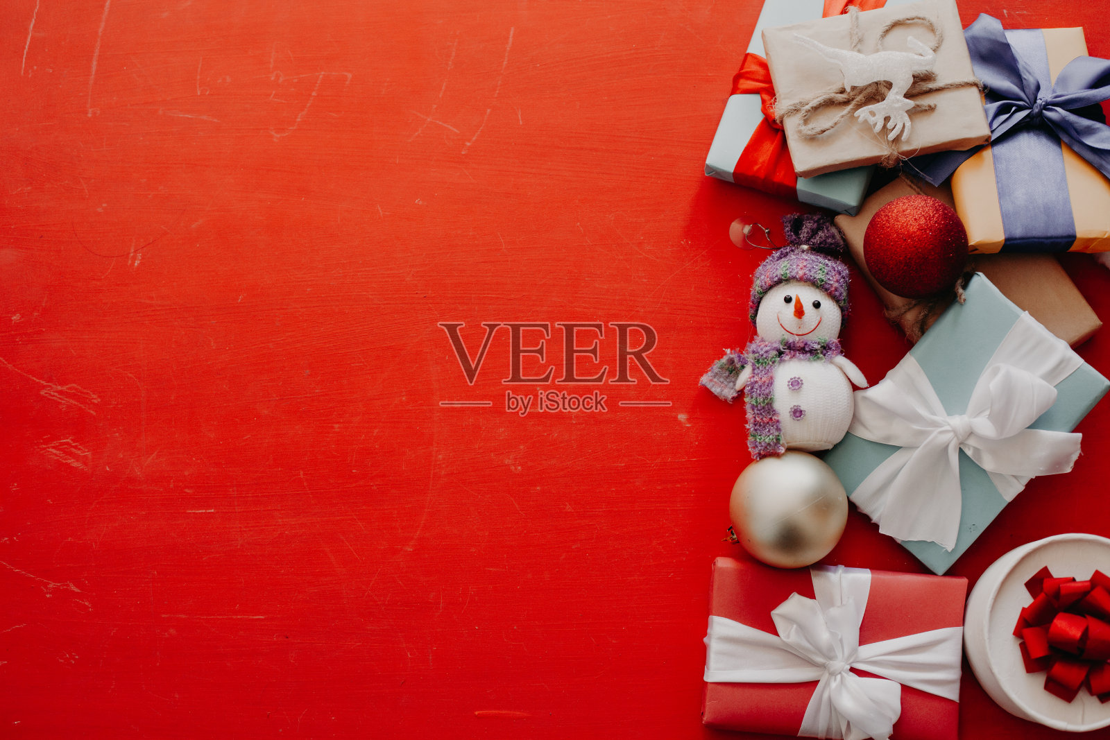 圣诞礼物新年假期明信片冬天照片摄影图片