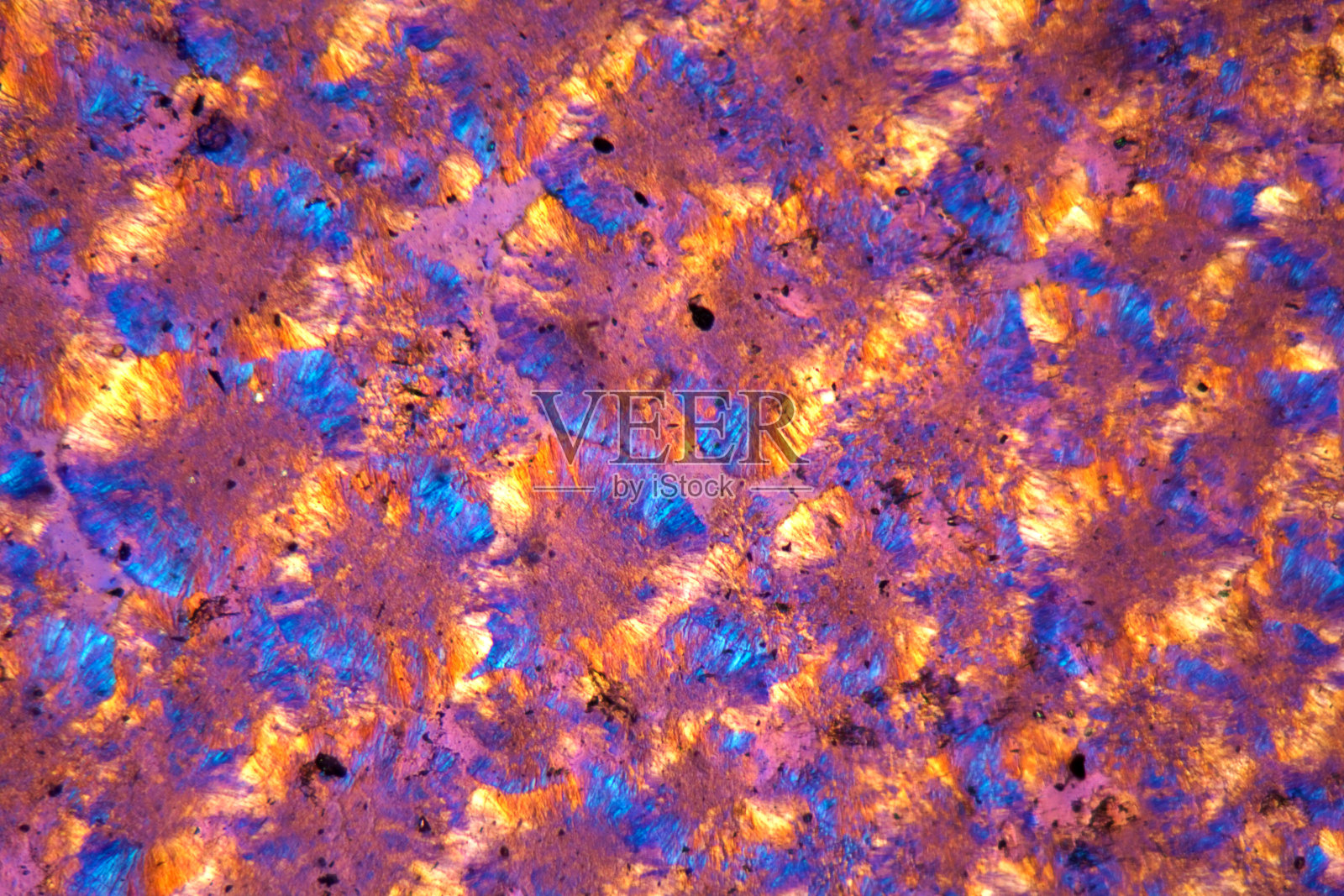 绿松石的岩石薄片的显微镜照片照片摄影图片