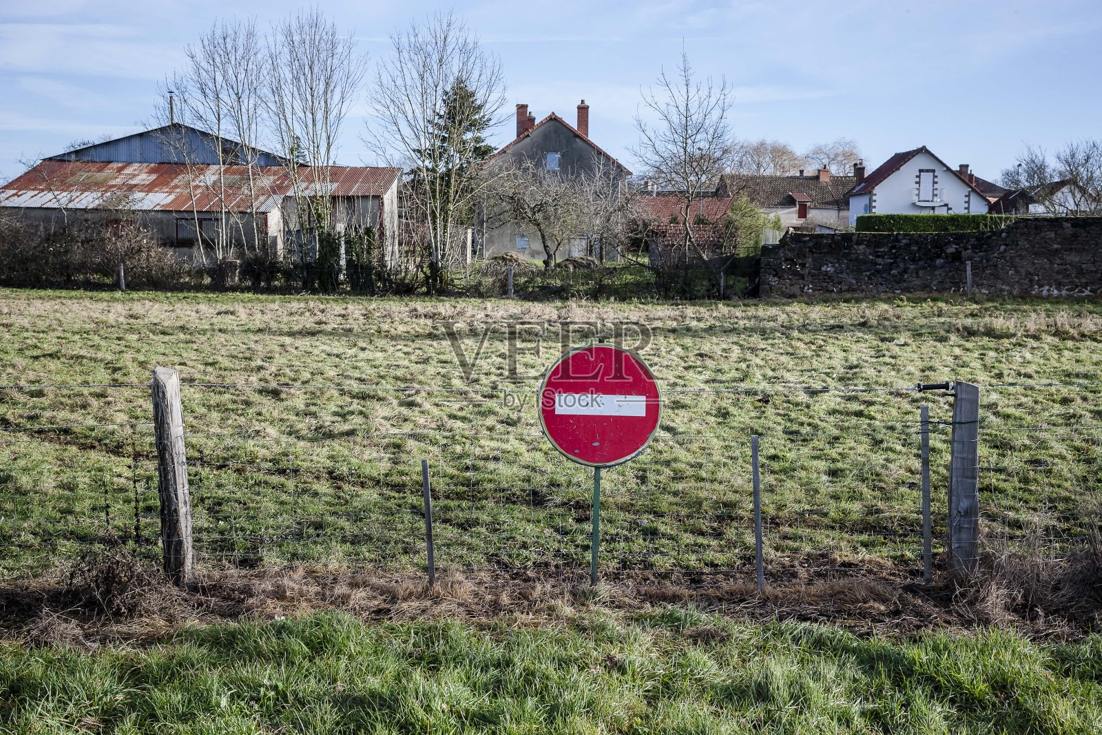 田地入口处的禁止使用的意义面板照片摄影图片