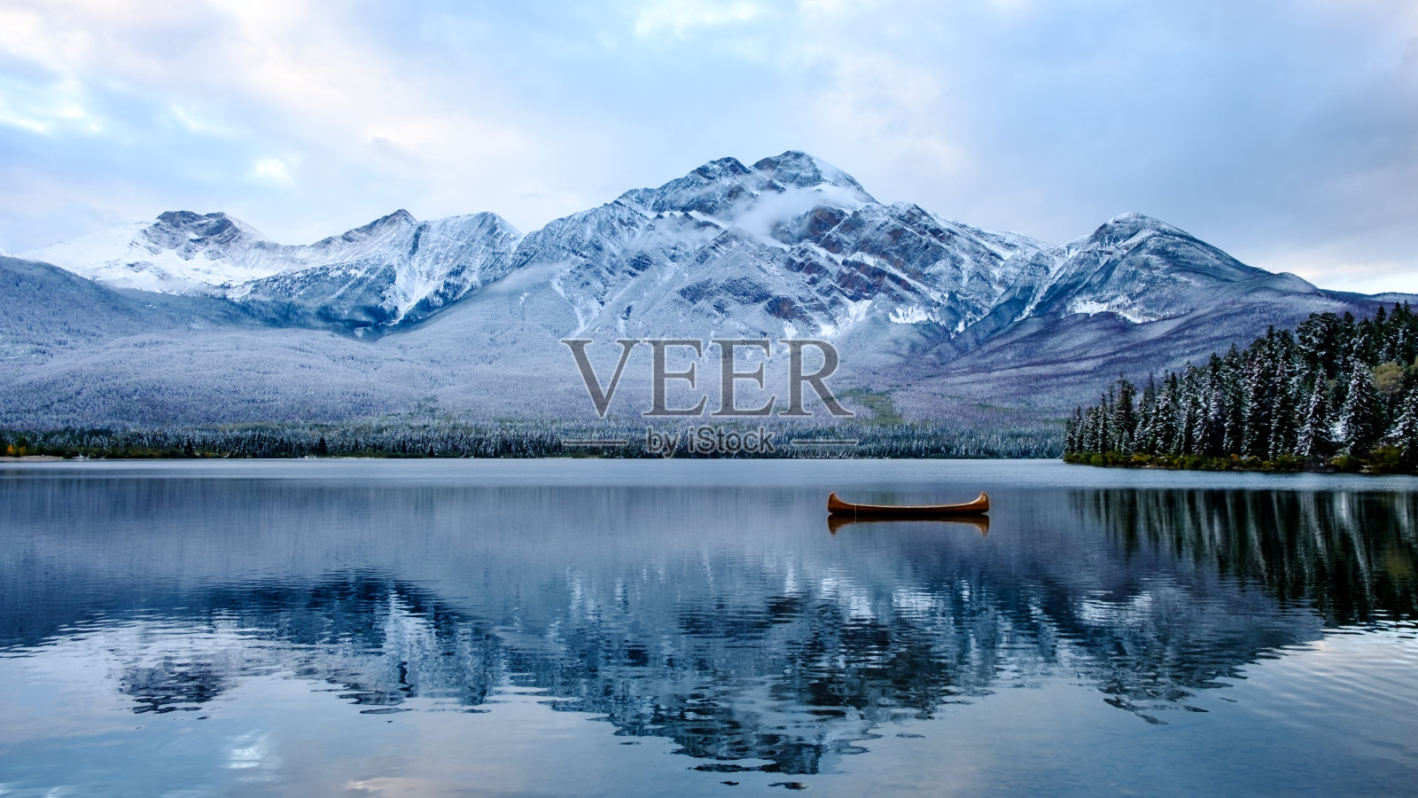 山反射照片摄影图片