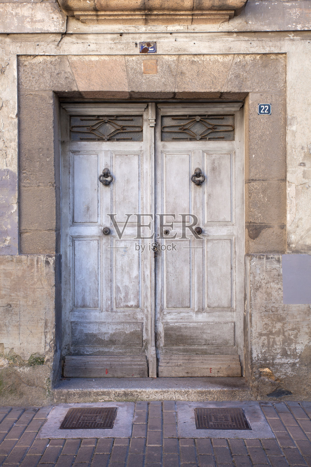 西班牙房子的旧门照片摄影图片