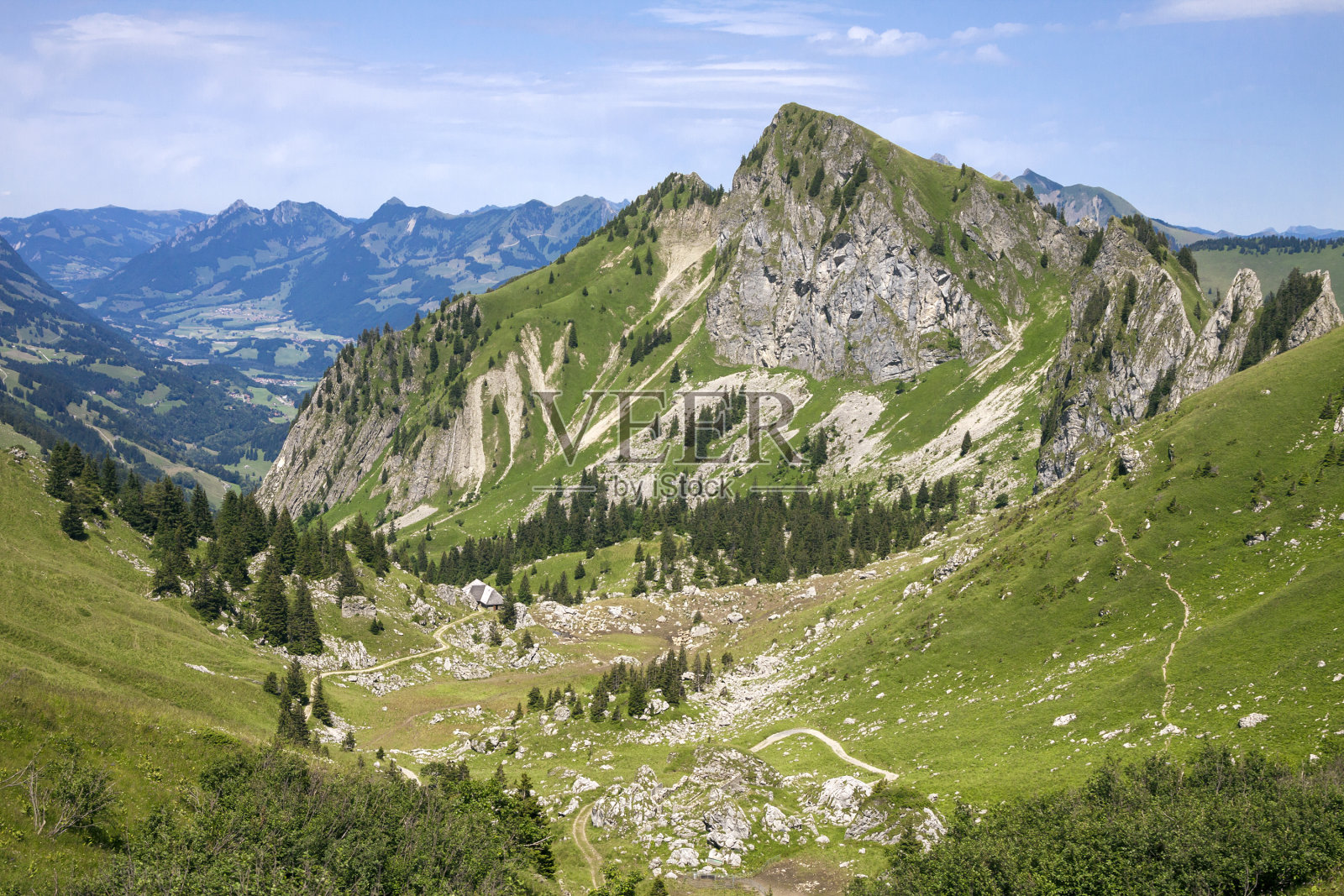 从Rochers de Naye观看阿尔卑斯山。瑞士沃州照片摄影图片