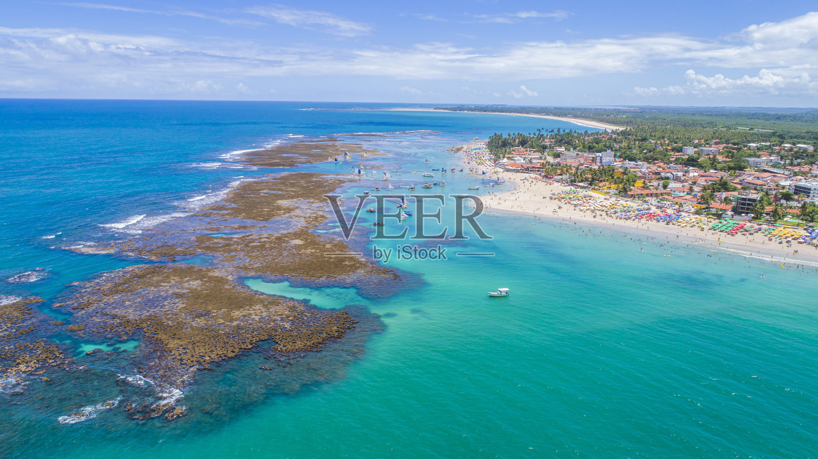 波尔图德加林哈斯的主要海滩鸟瞰图照片摄影图片