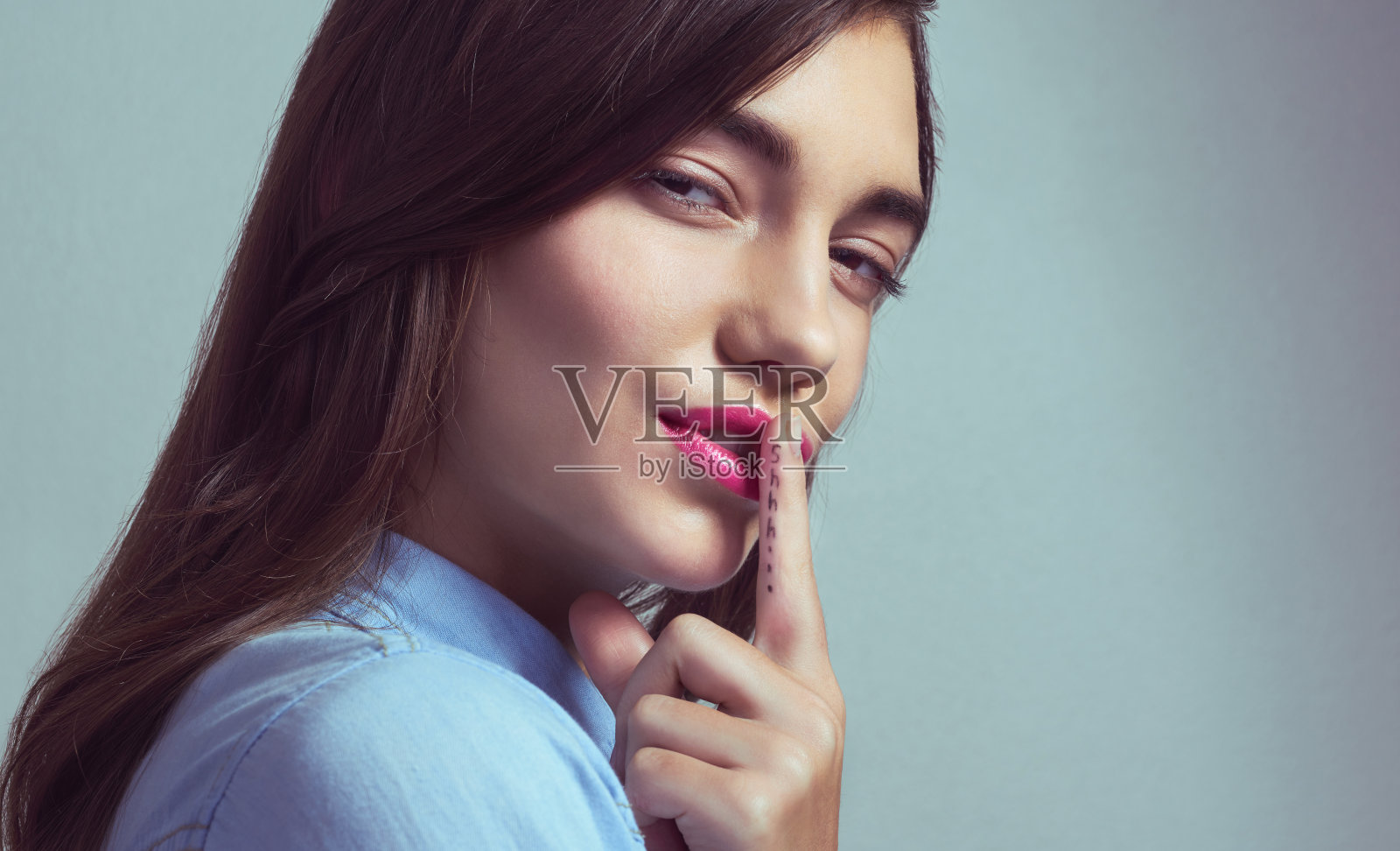 这是你我之间的秘密照片摄影图片