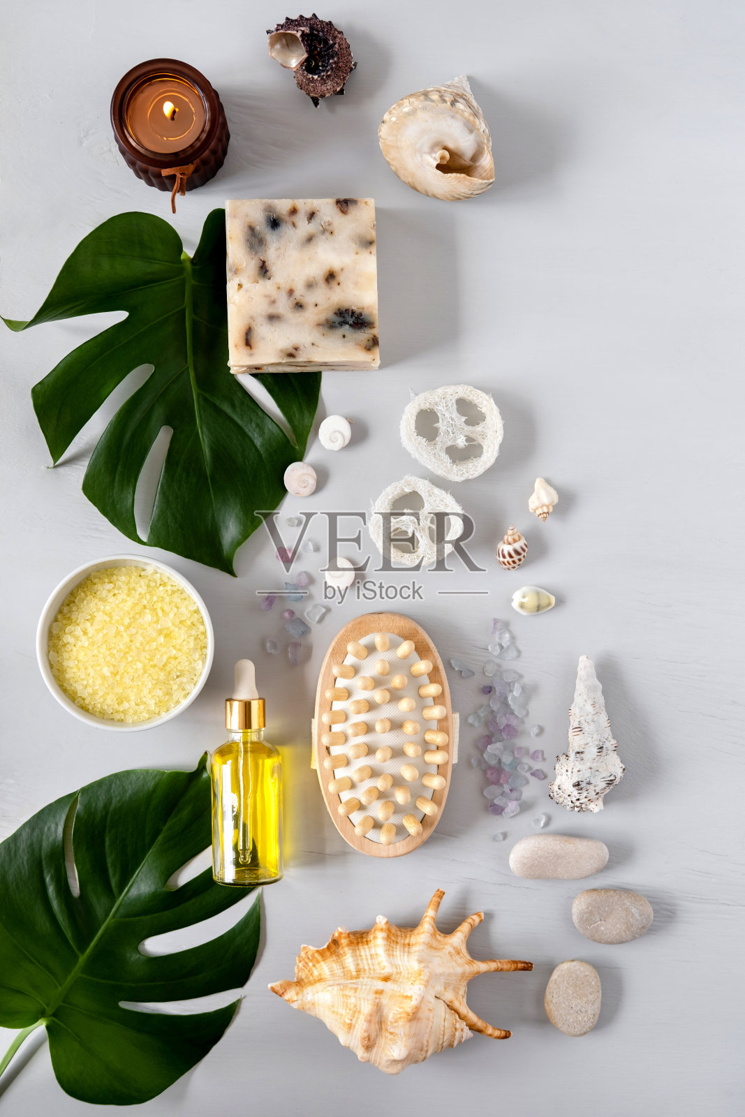 水疗美容产品,环保卫浴配件。护肤概念。平躺,俯视图照片摄影图片