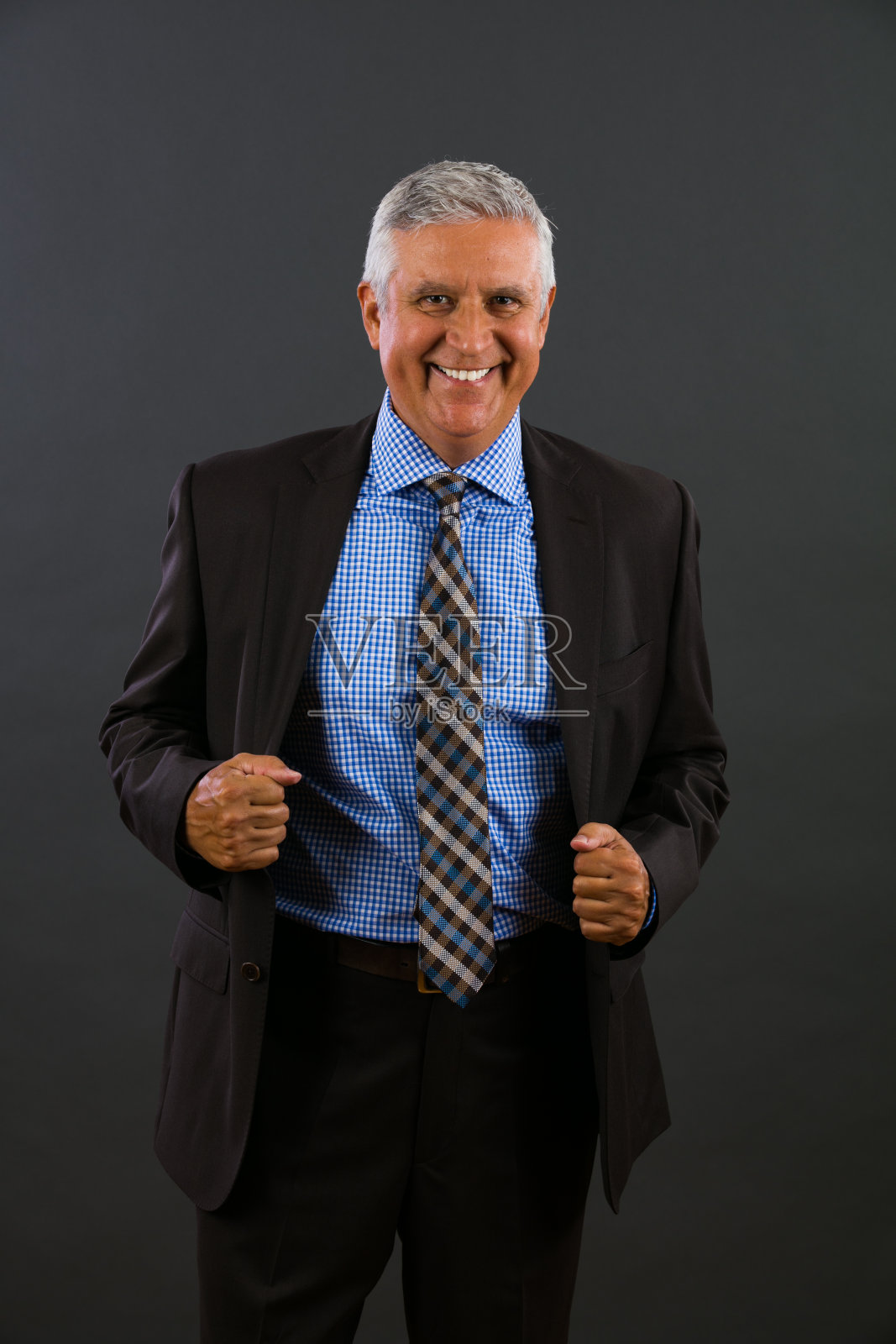 英俊的商人照片摄影图片