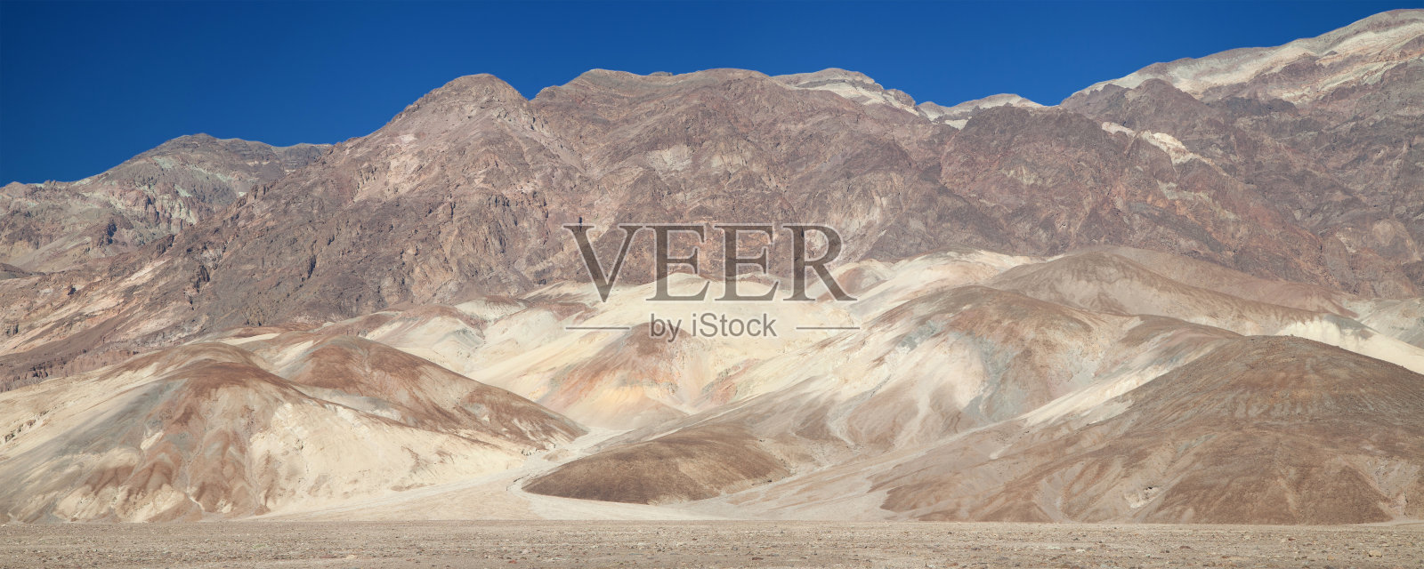 阿玛戈萨山脉的黑山照片摄影图片