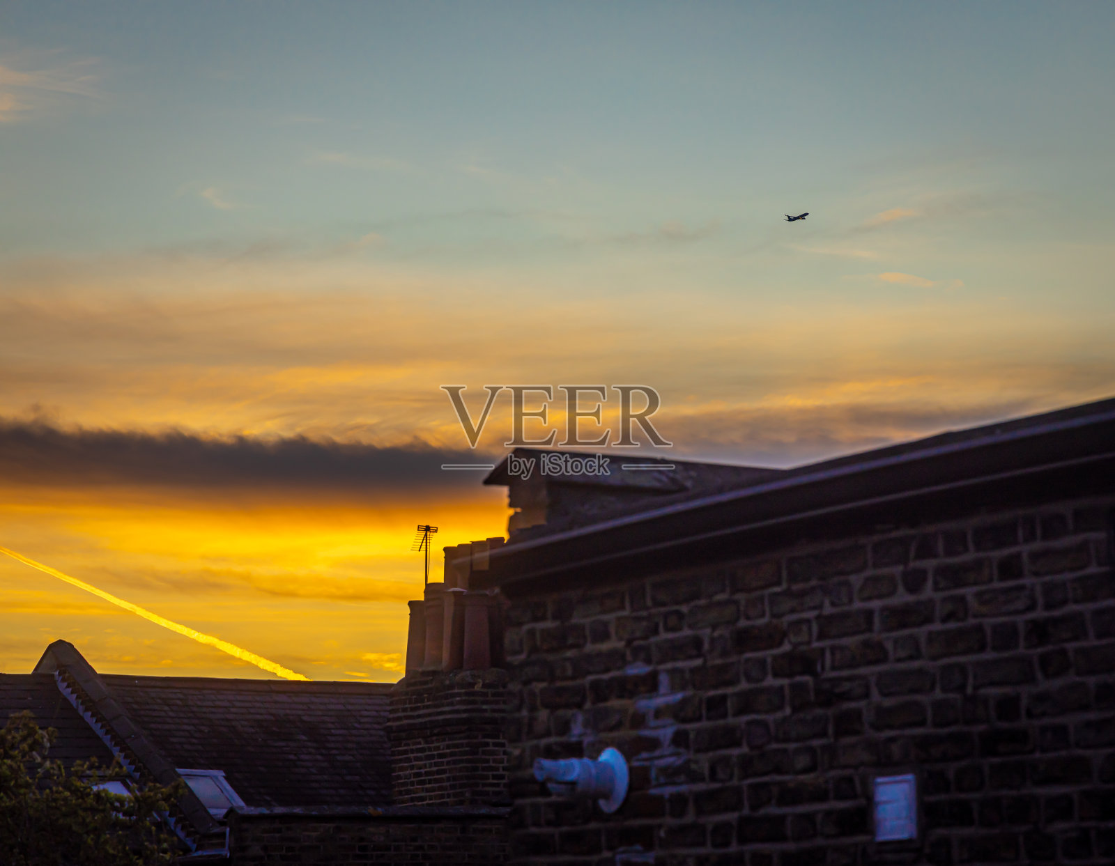 英国伦敦郊区的日落照片摄影图片