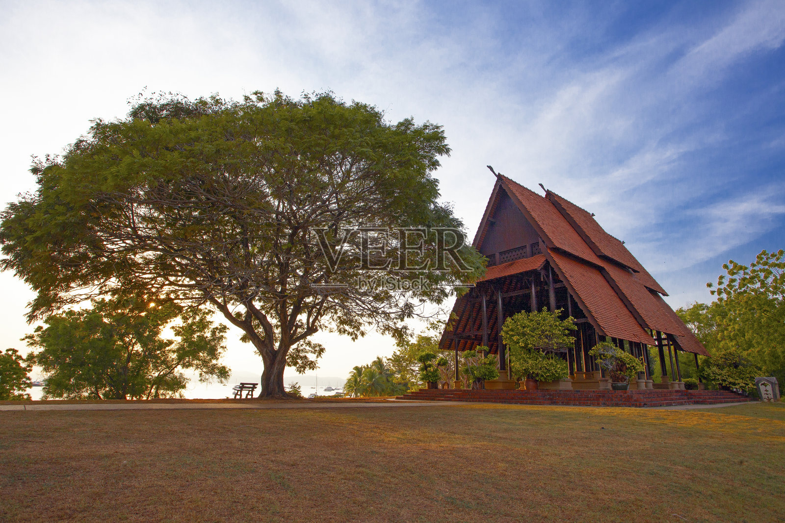 马来西亚夸兰卡威岛传奇公园的美丽建筑照片摄影图片