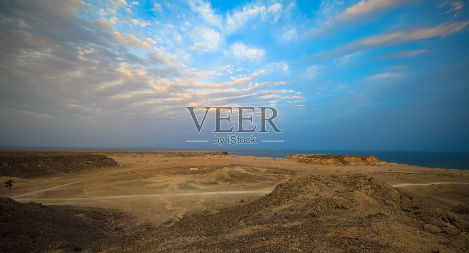 阿曼苏尔,拉兹金兹海龟保护区海滩照片摄影图片