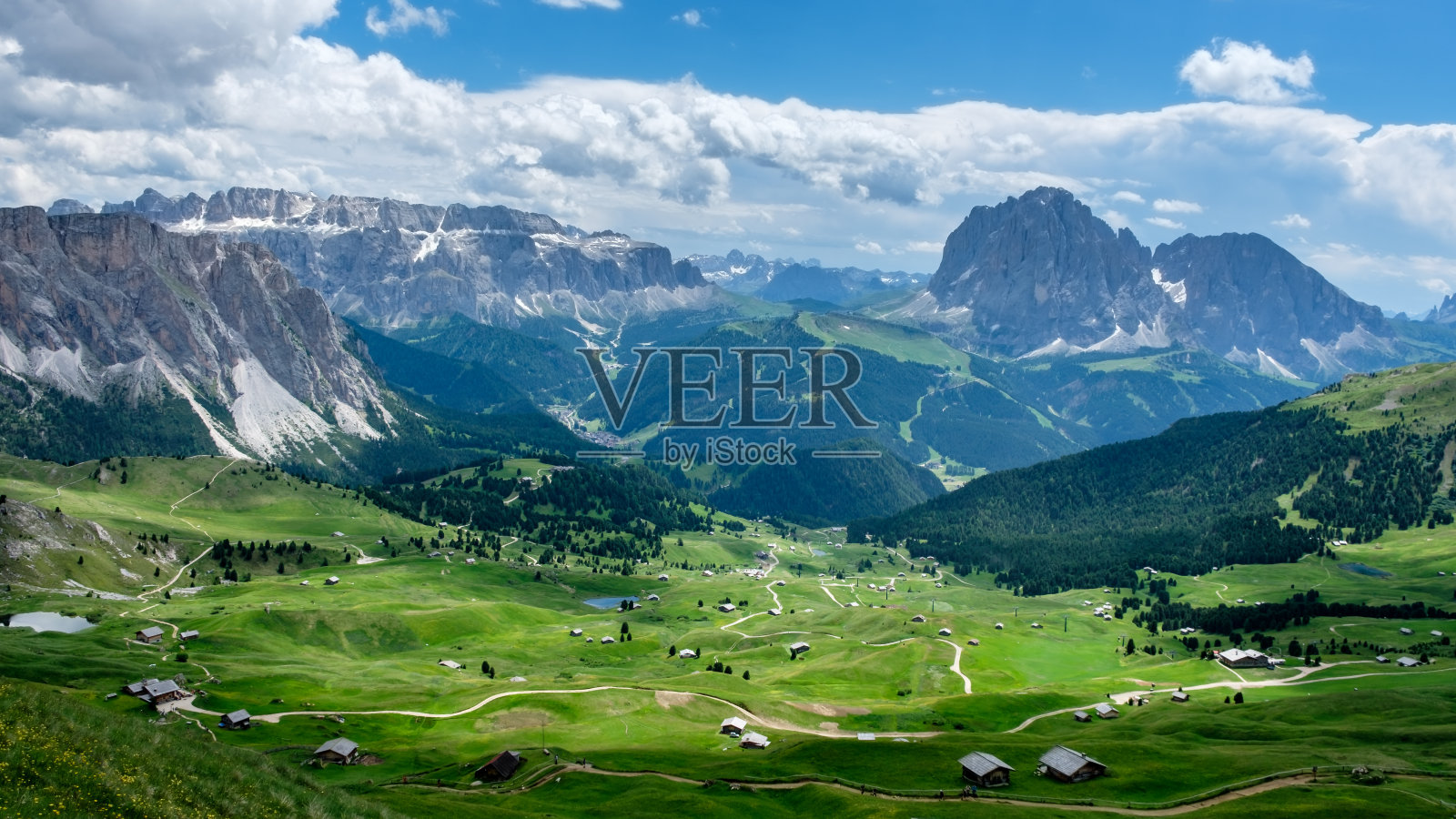 夏天的斜坡照片摄影图片