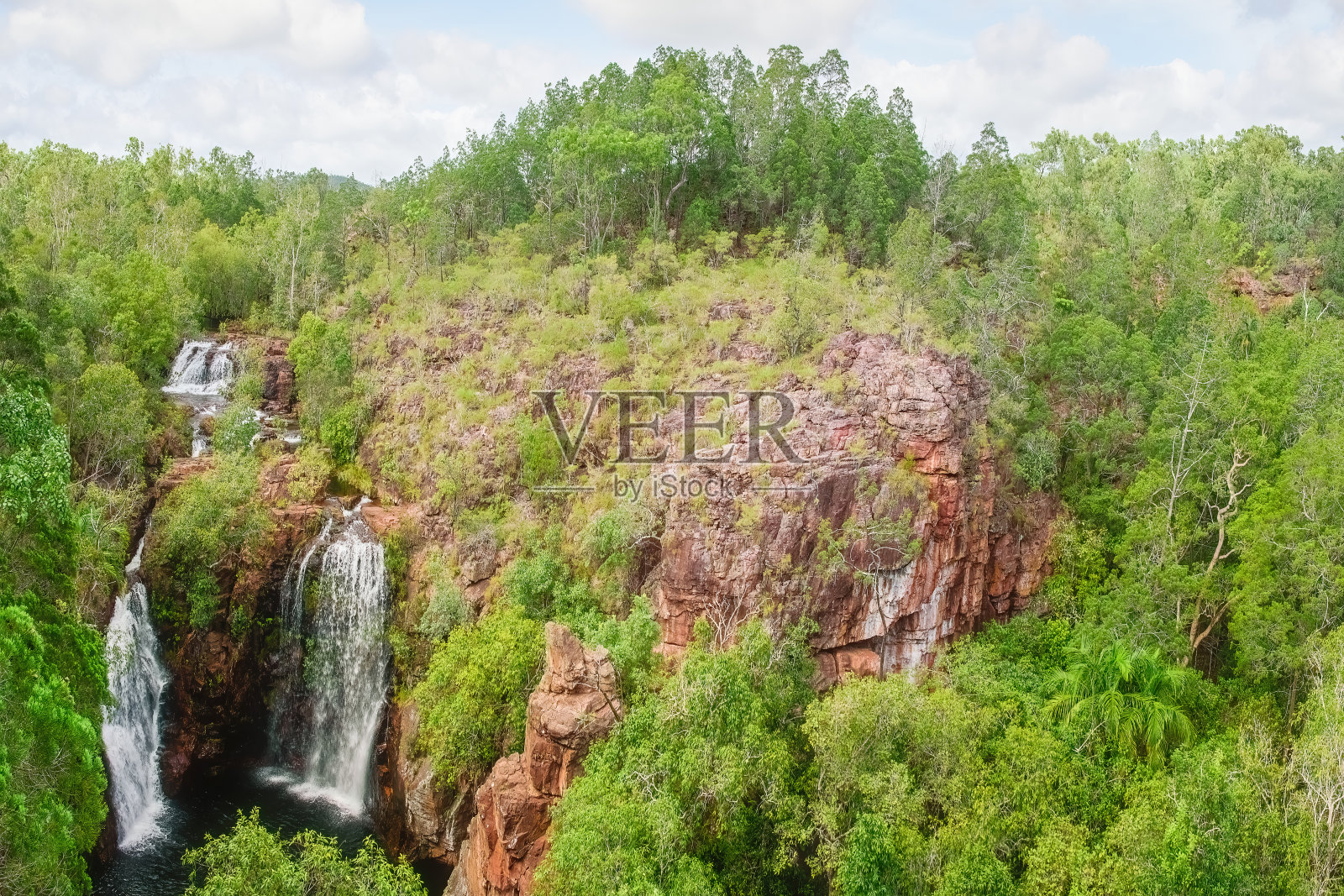 澳大利亚利奇菲尔德国家公园的弗洛伦斯瀑布照片摄影图片