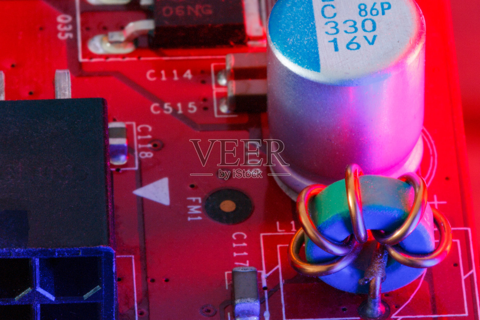 电子印刷电路板,电子元件为红色照片摄影图片