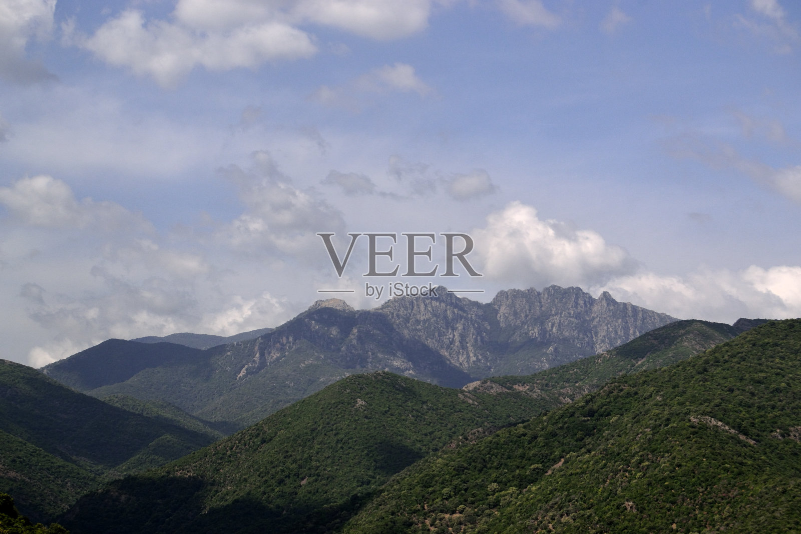 山对天俯视照片摄影图片