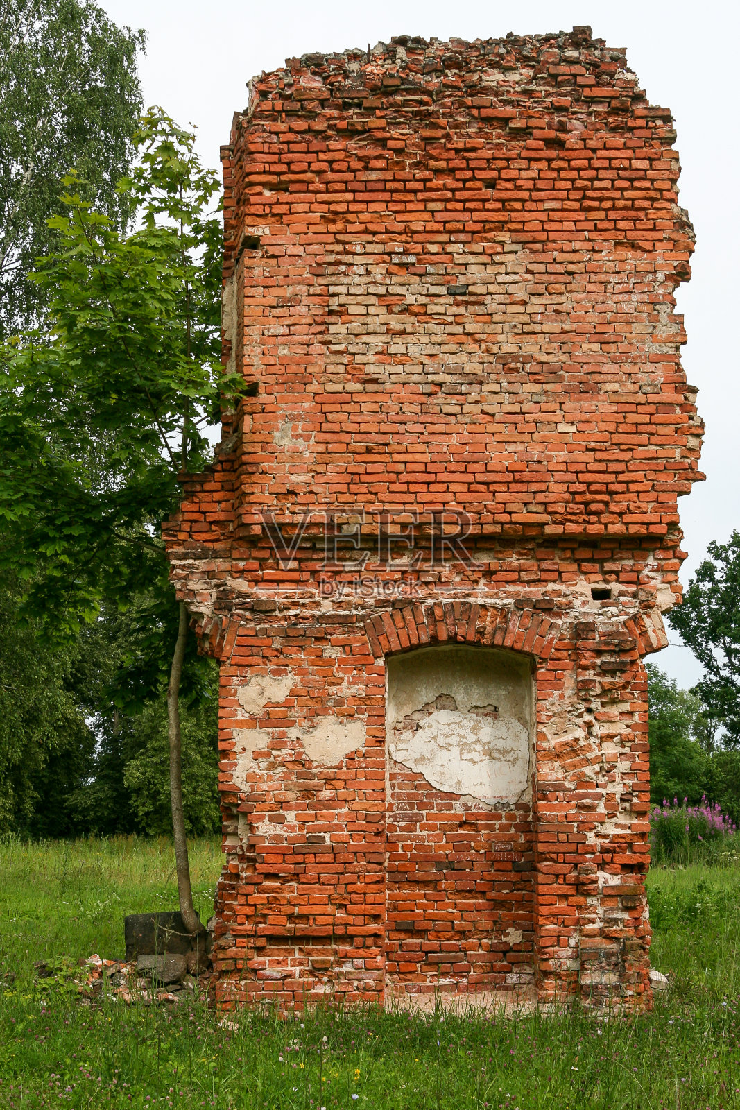 一座砖砌建筑的废墟照片摄影图片