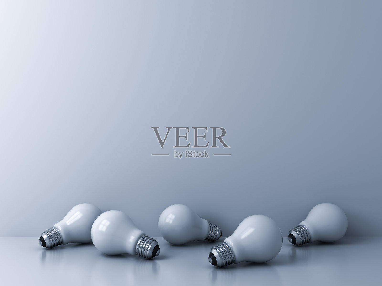 空白的3d背景与白色灯泡在地面上照片摄影图片