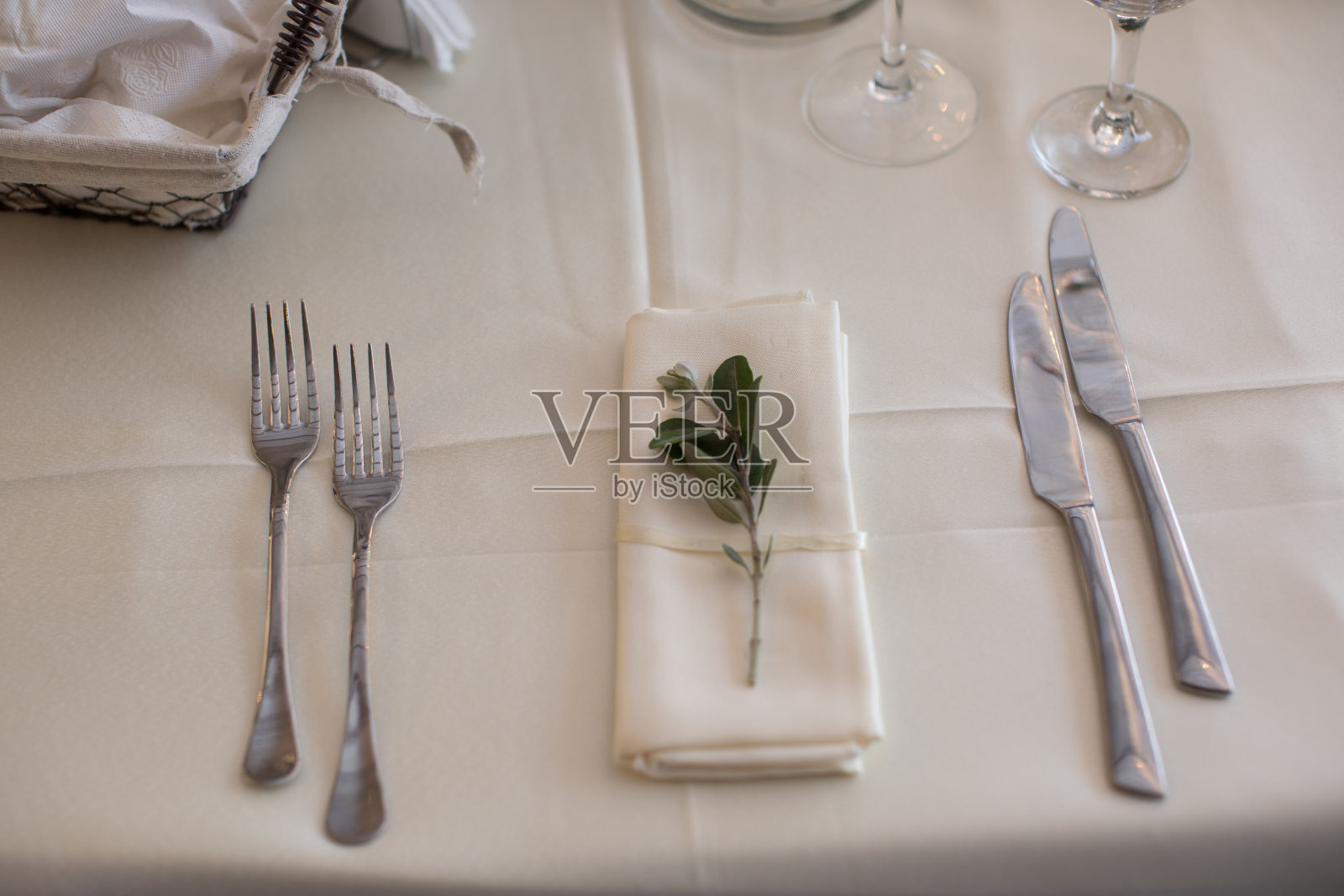 餐桌的摆设照片摄影图片