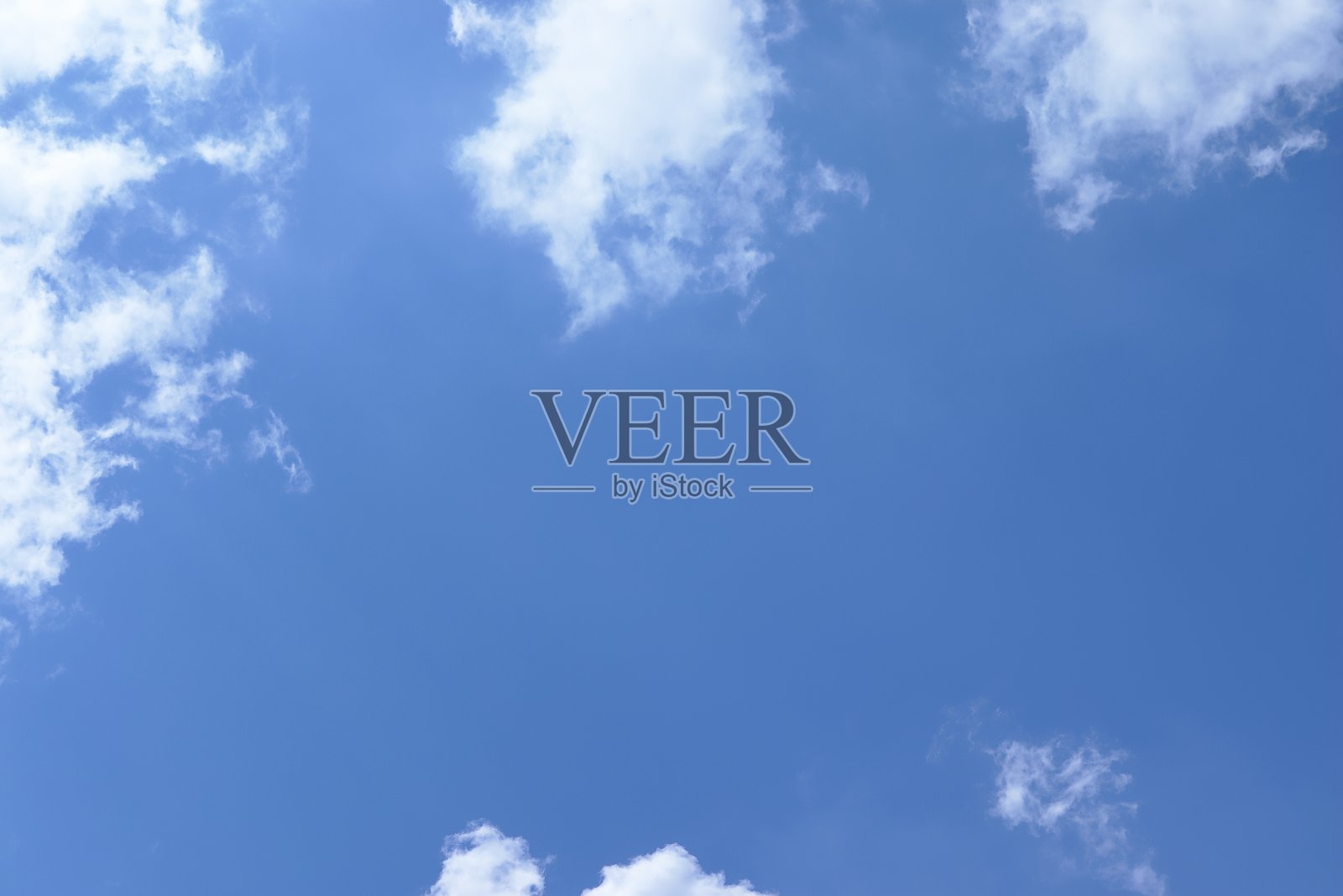 高层国内云和天空照片摄影图片