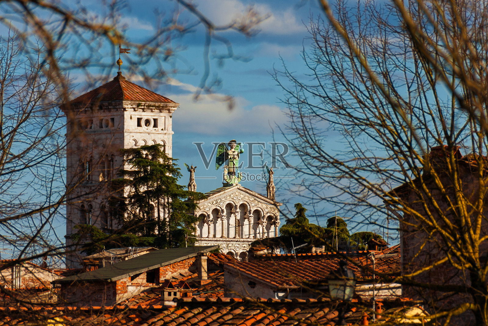 圣迈克尔教堂照片摄影图片