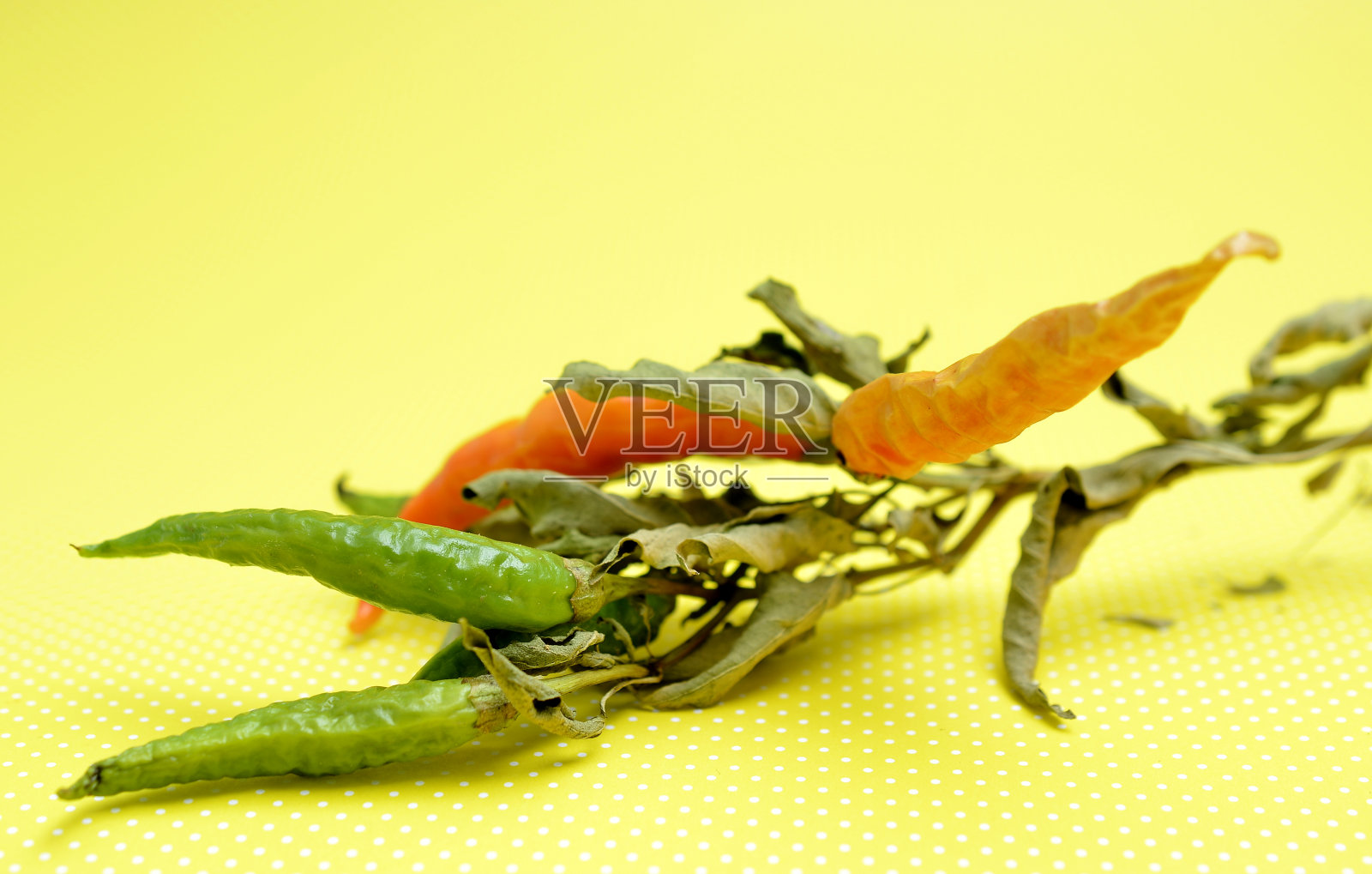 有机自产干辣椒照片摄影图片