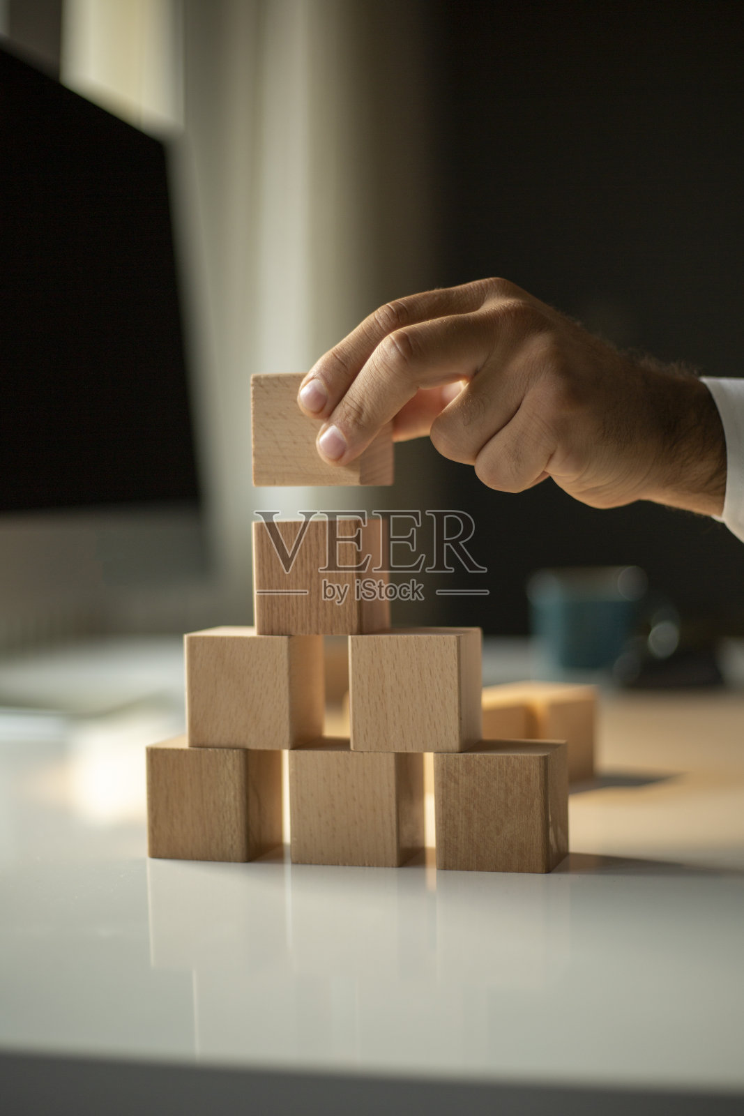 业务概念成长成功过程。照片摄影图片