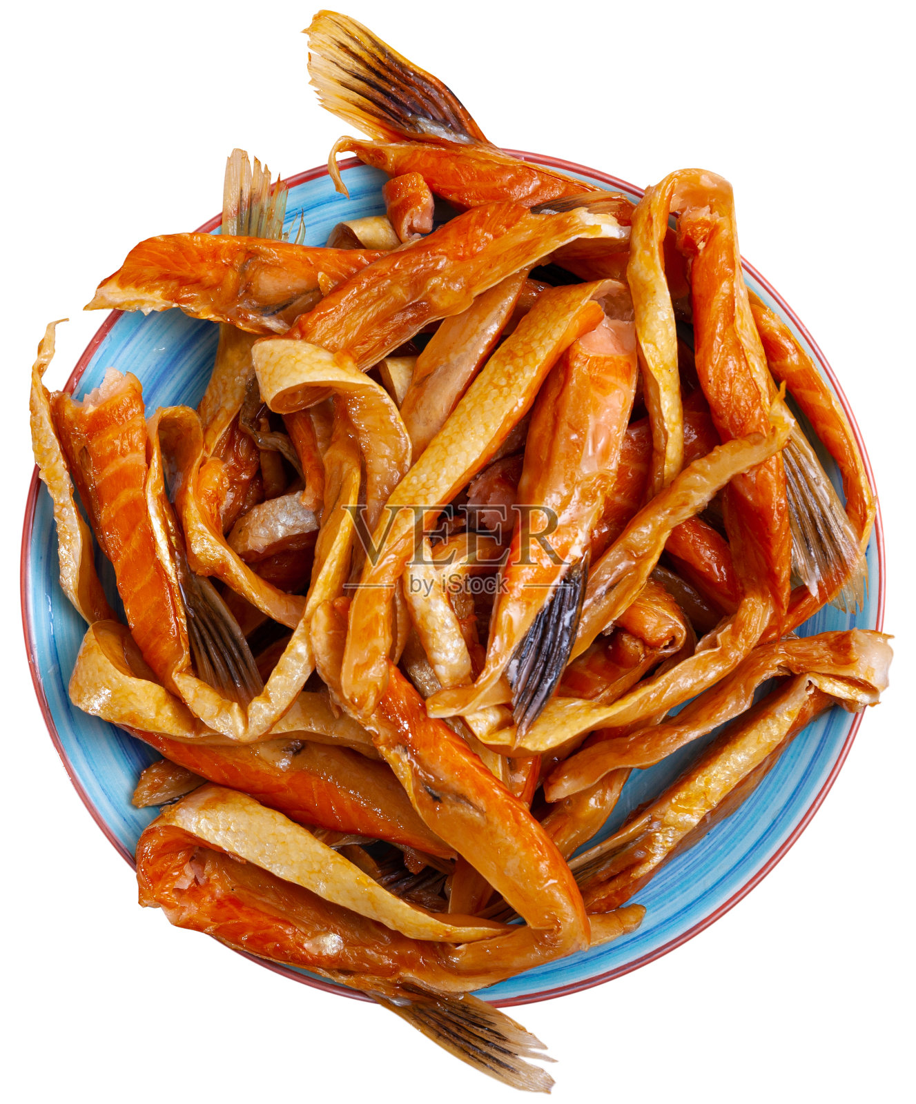 盘子上的烟熏鲑鱼肚片照片摄影图片