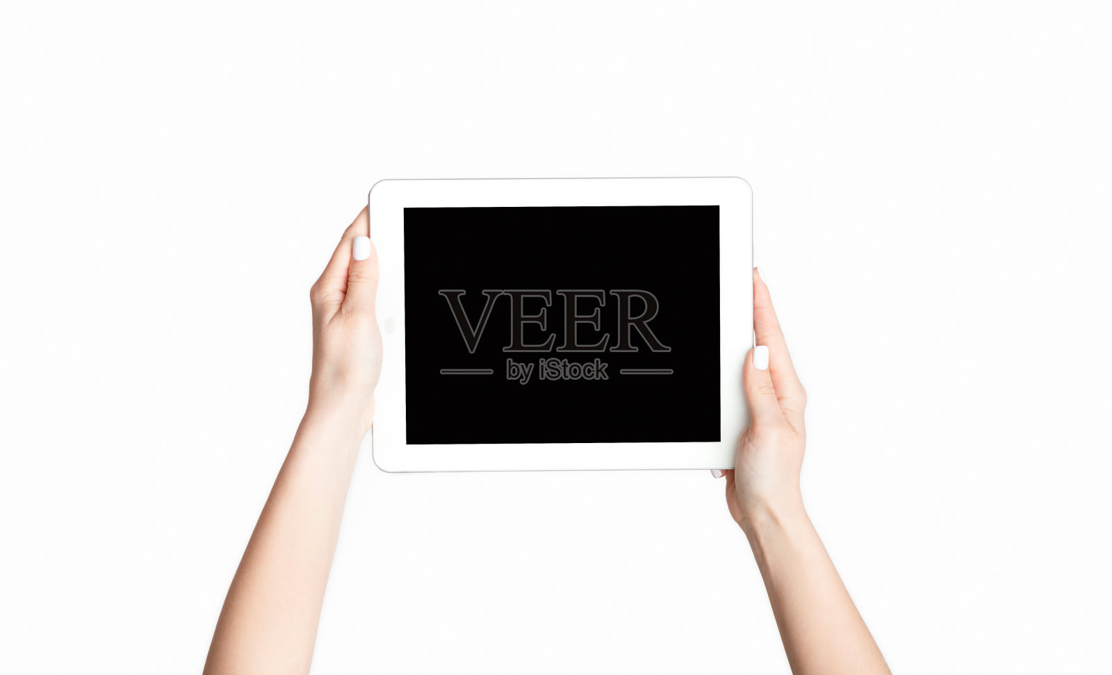 视图的女孩手握平板电脑与模型的设计屏幕上的白色背景,全景照片摄影图片