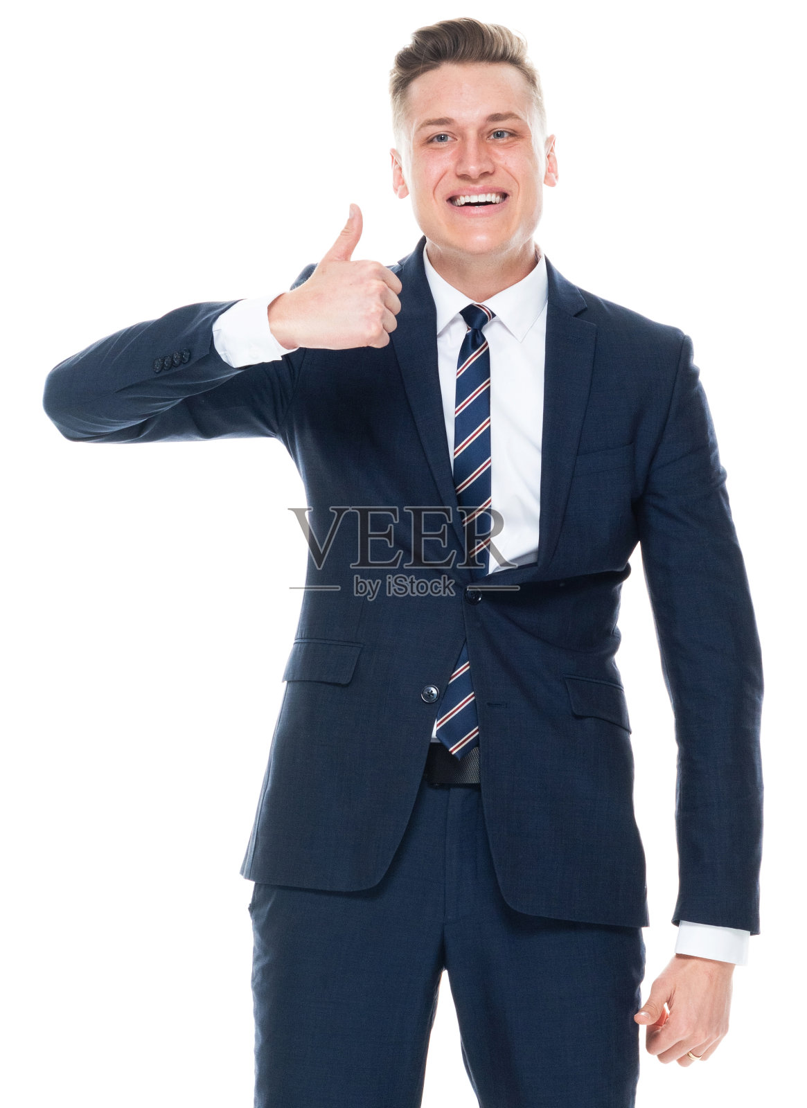 白人男性商人穿着商务装站在白色背景前照片摄影图片