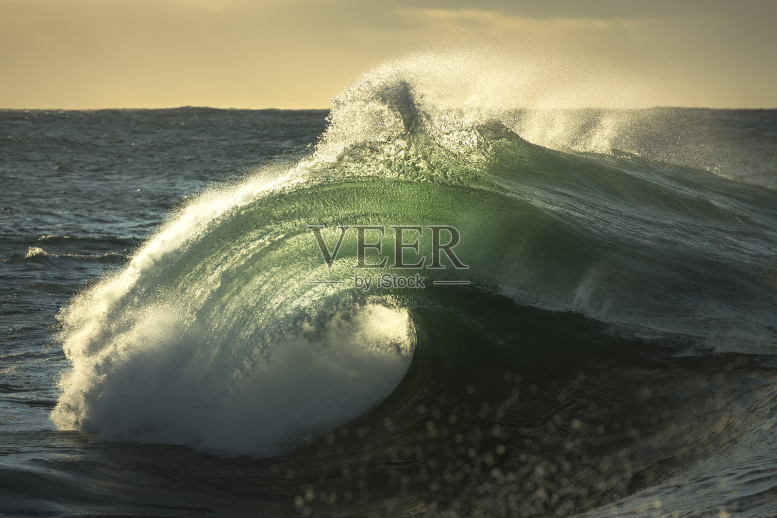 礁打破照片摄影图片