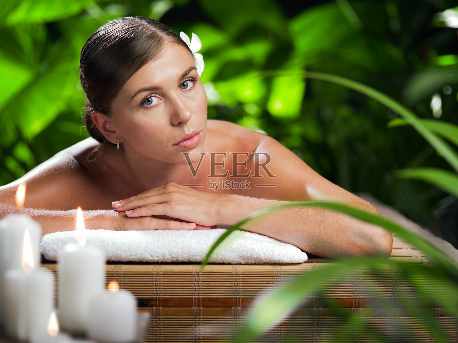 女人在水疗照片摄影图片