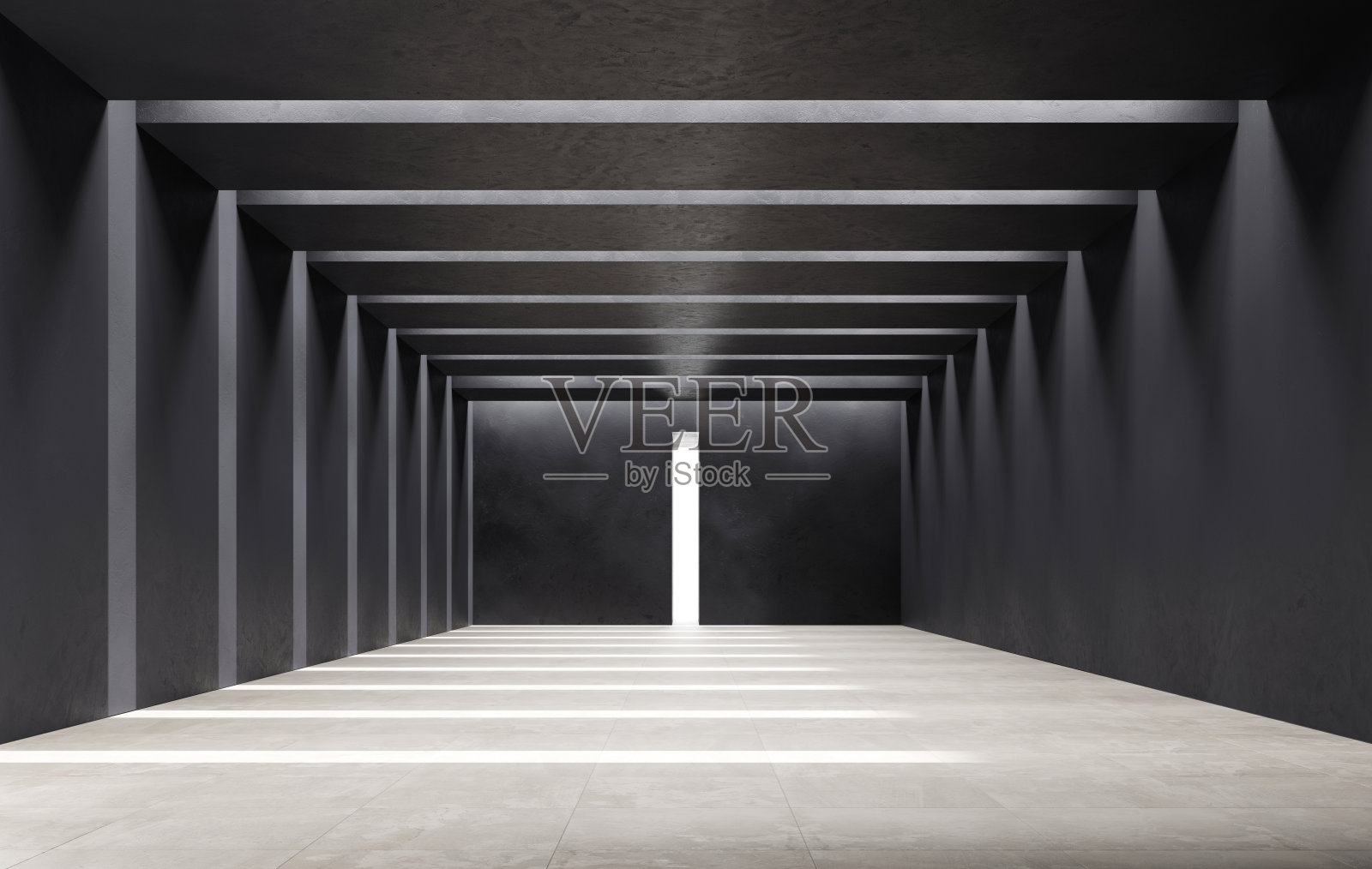 现代空旷的室内与黑色的墙壁。照片摄影图片