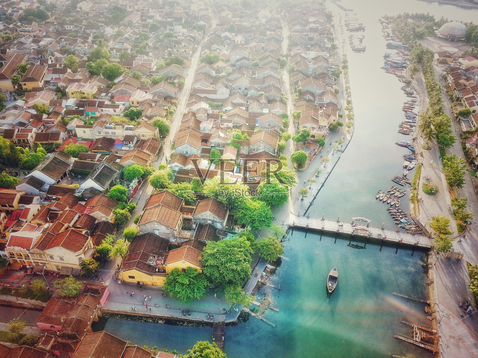越南广南省会安古镇全景鸟瞰,联合国教科文组织世界遗产照片摄影图片