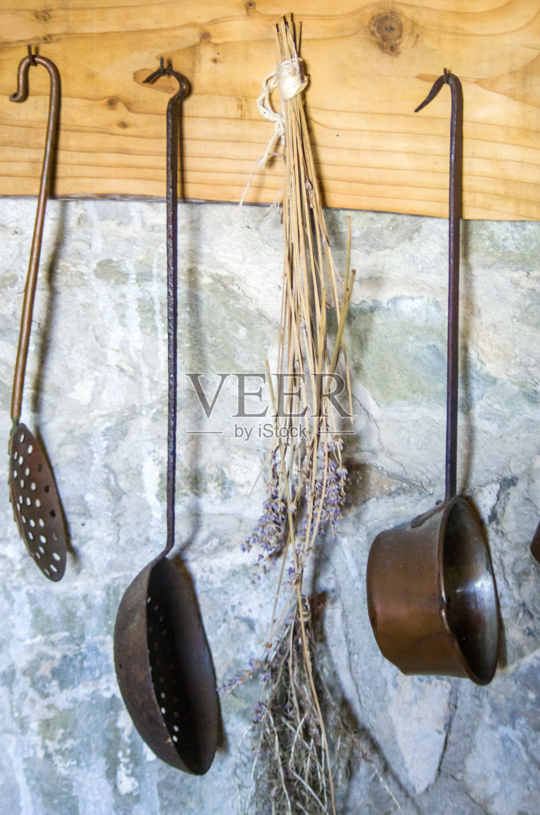 古代烹饪,烹饪工具和中世纪医学照片摄影图片