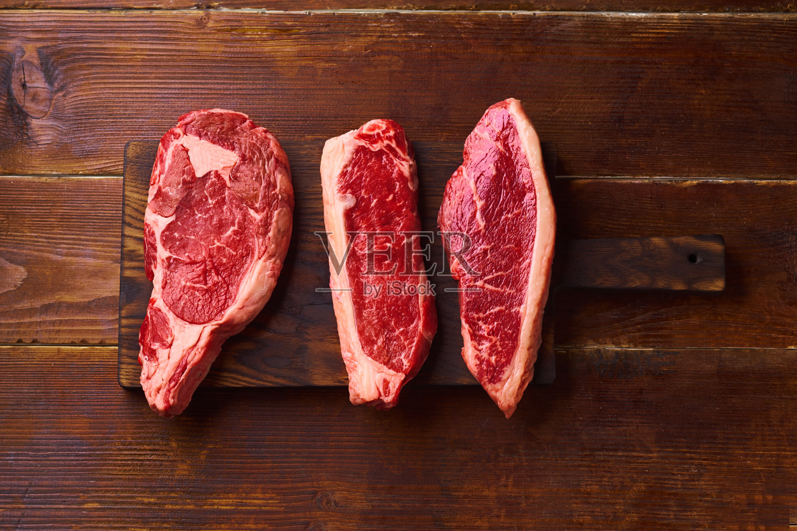 各种新鲜黑安格斯上等生牛排照片摄影图片
