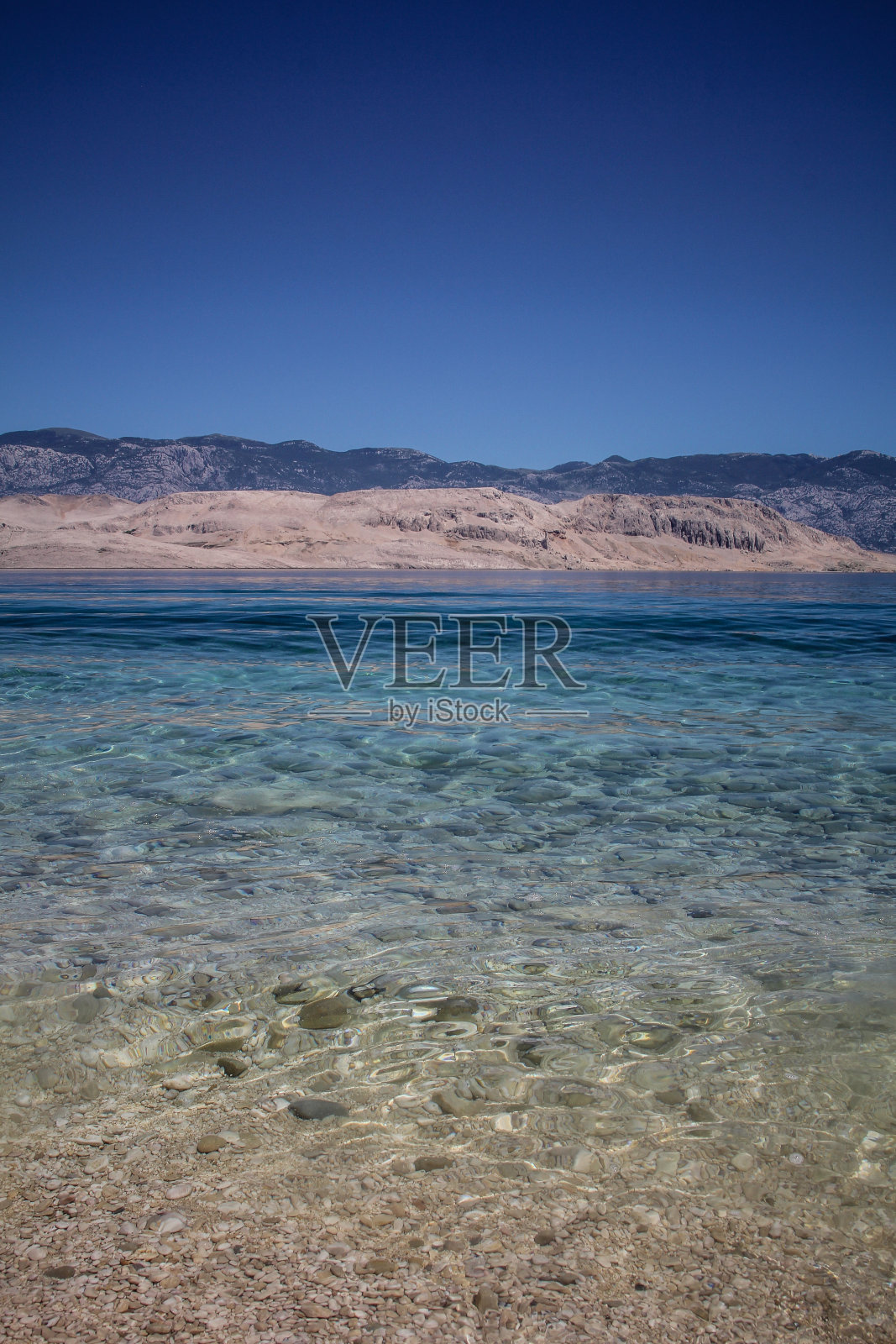 克罗地亚帕格岛美丽的海滩照片摄影图片