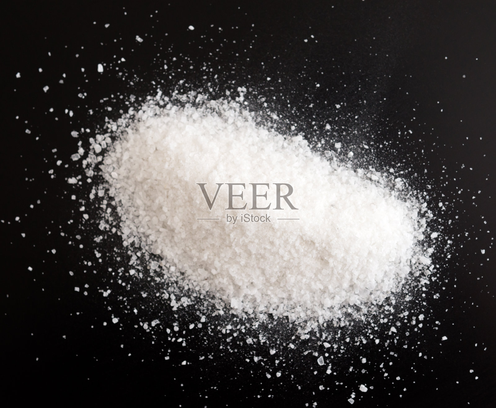 盐在黑色照片摄影图片