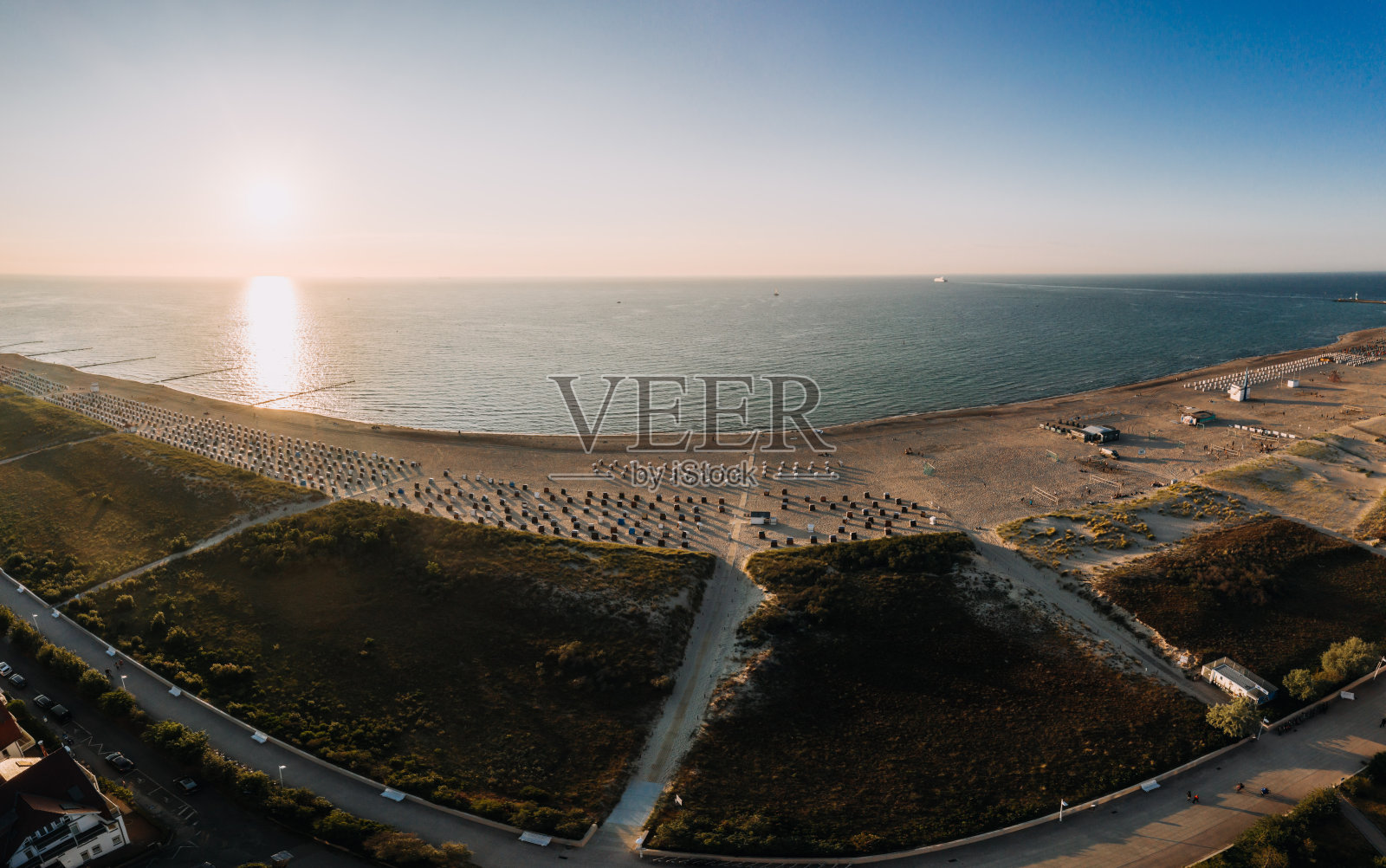 波罗的海的夏日阳光照片摄影图片
