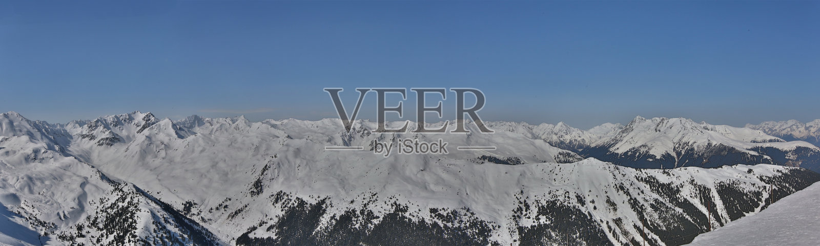 阿克萨默·利祖姆照片摄影图片