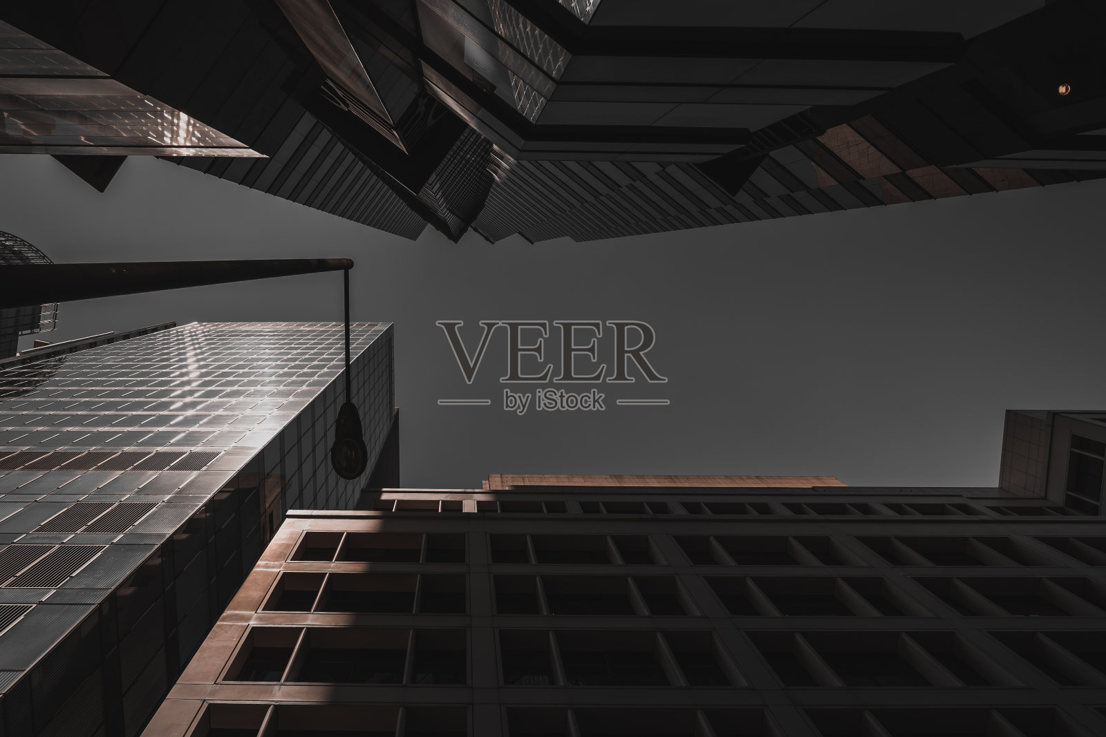 香港商业大厦关闭;黑色和金色照片摄影图片