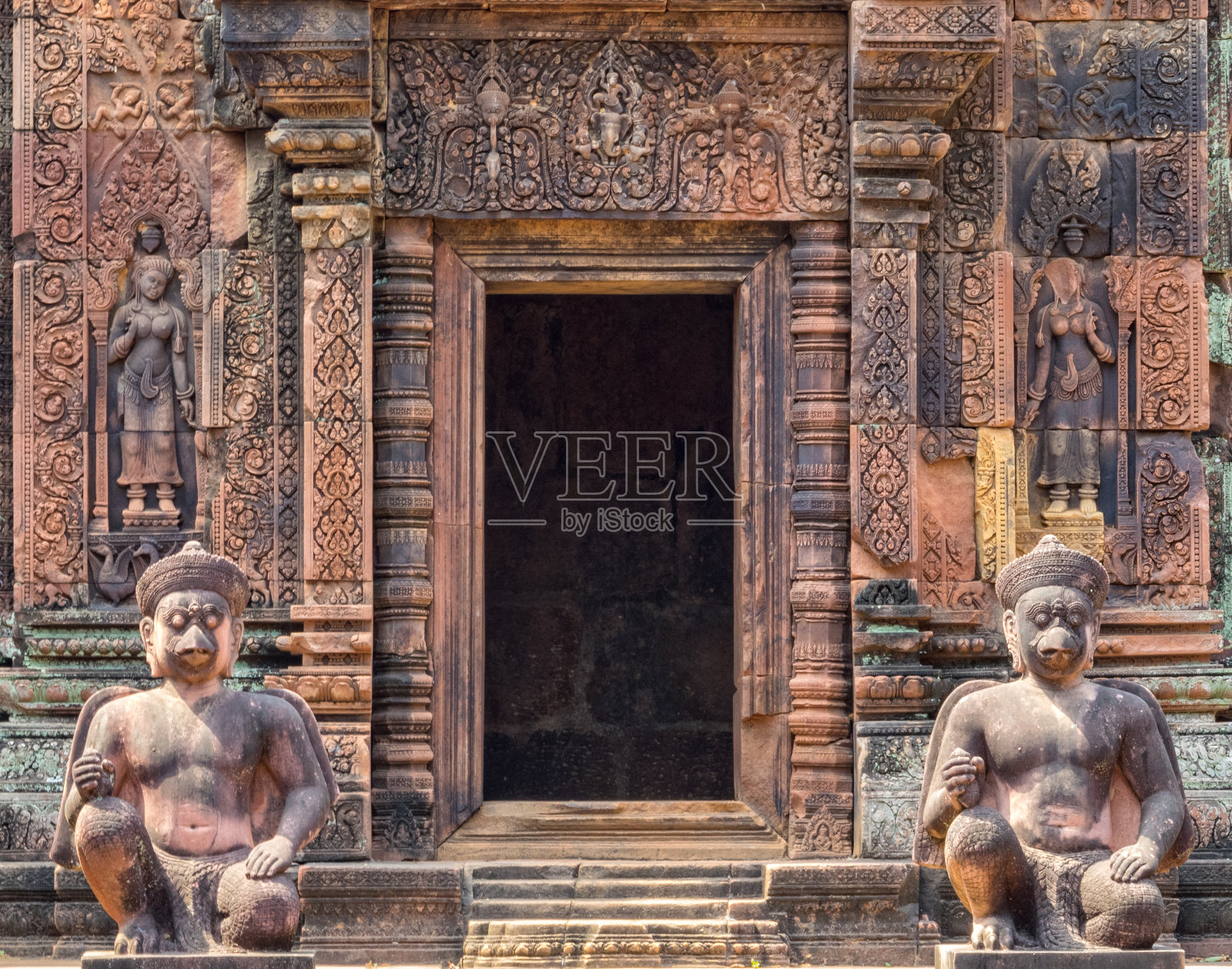 通往圣所的入口-女王宫照片摄影图片